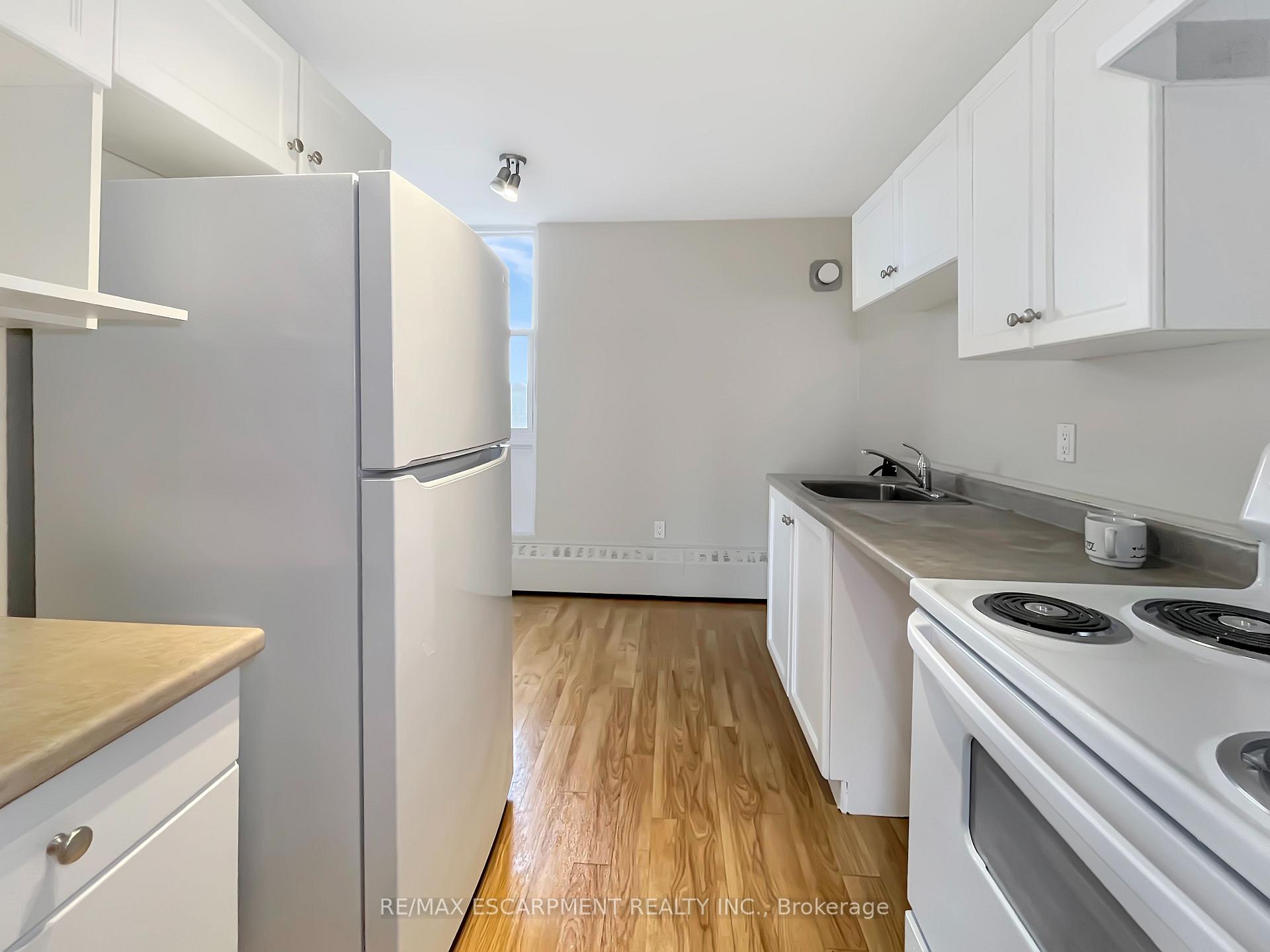 Photo 7 of Unit 712, 350 Quigley Road, Hamilton, Vincent — HOMEH