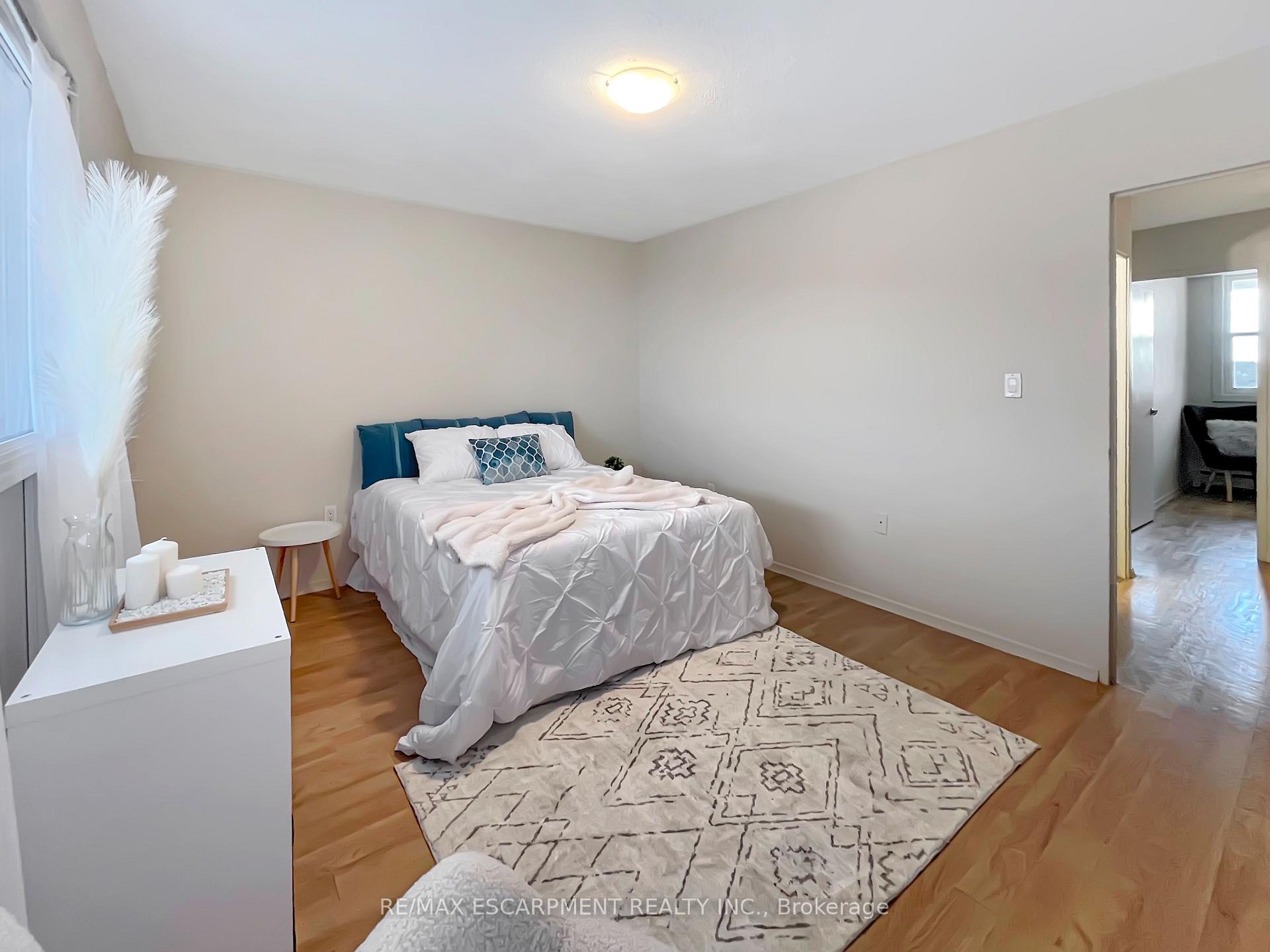 Photo 8 of Unit 712, 350 Quigley Road, Hamilton, Vincent — HOMEH