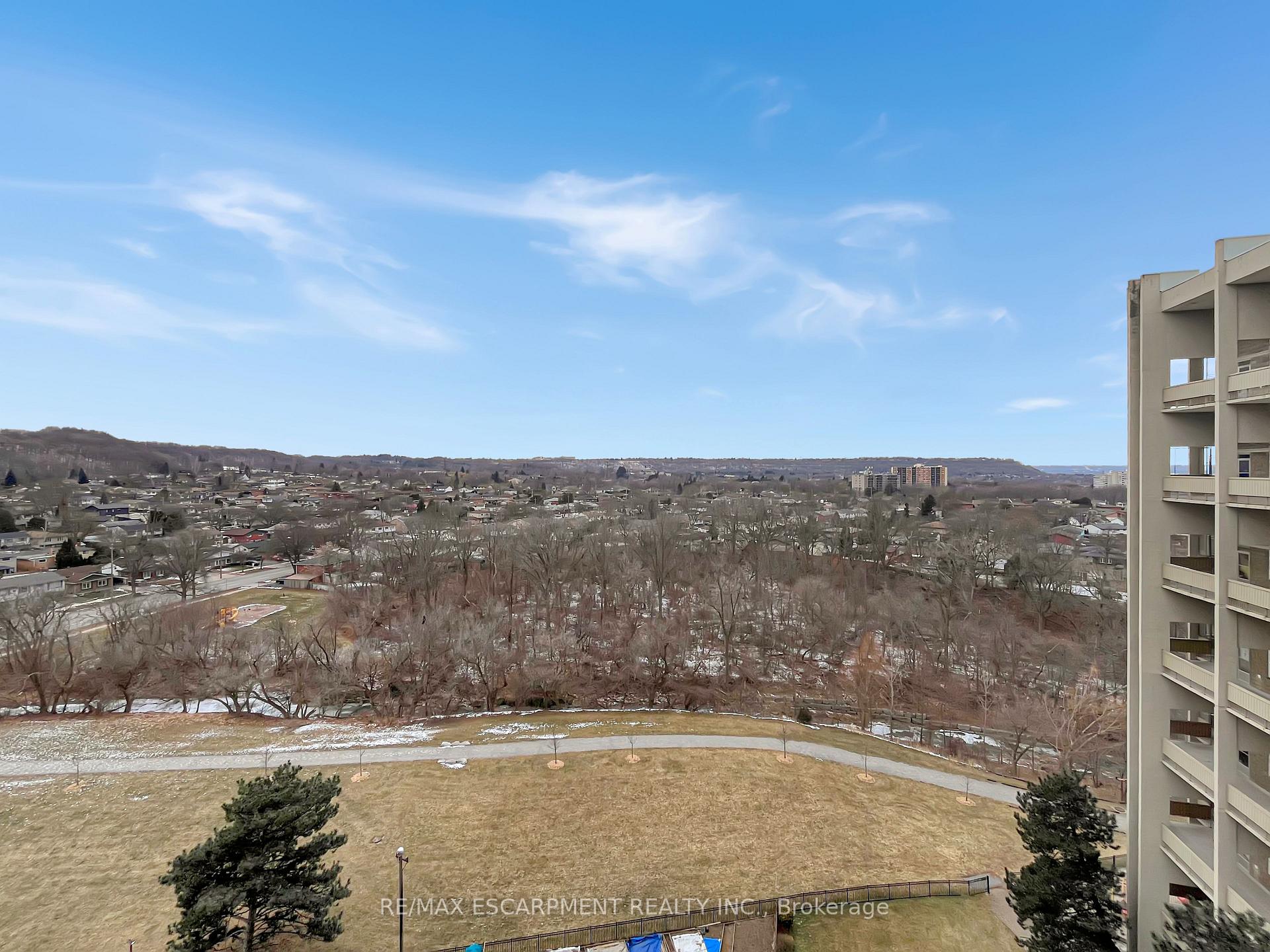 Photo 10 of Unit 712, 350 Quigley Road, Hamilton, Vincent — HOMEH