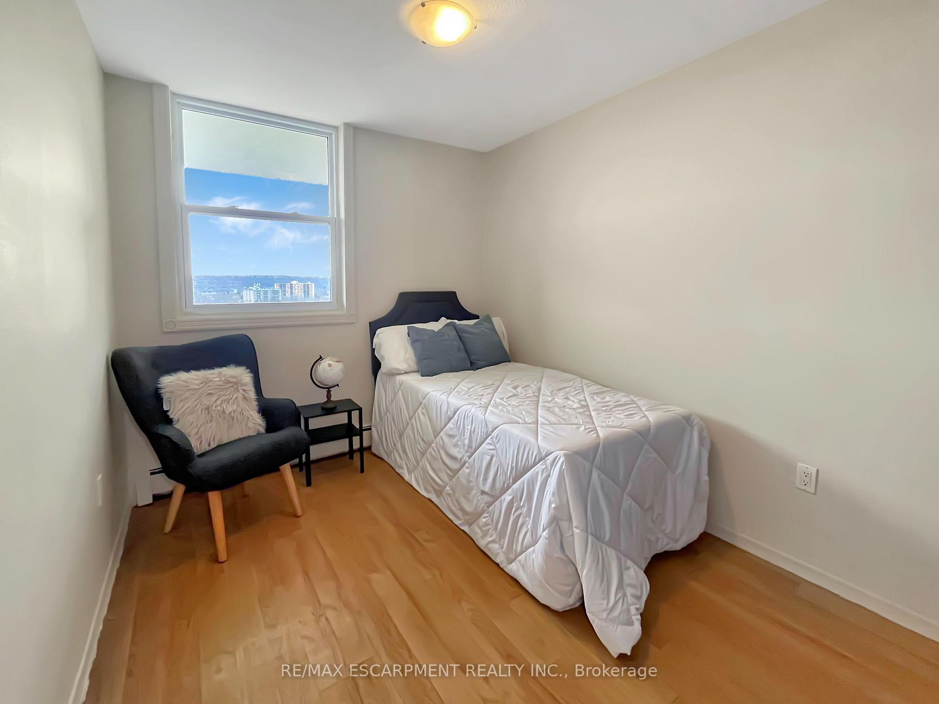 Photo 13 of Unit 712, 350 Quigley Road, Hamilton, Vincent — HOMEH