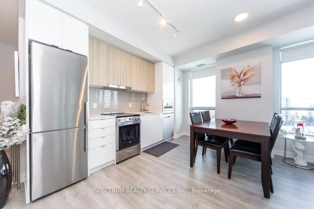 Photo 15 of Unit A-1007, 30 Upper Mall Way, Vaughan, Brownridge — HOMEH