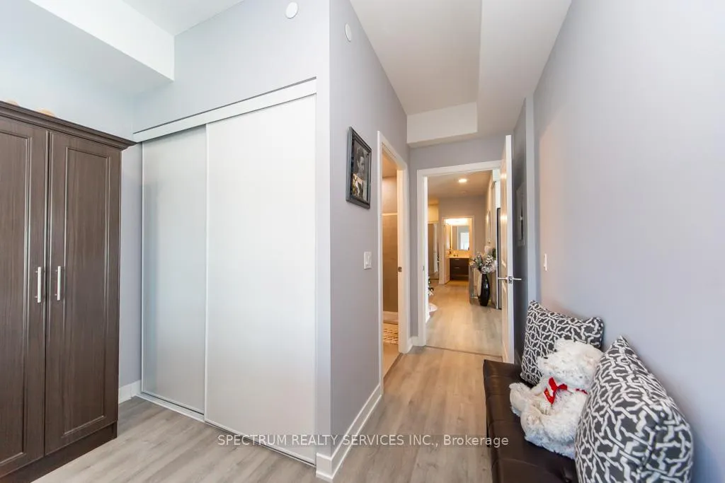 Photo 19 of Unit A-1007, 30 Upper Mall Way, Vaughan, Brownridge — HOMEH