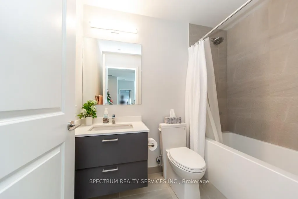 Photo 22 of Unit A-1007, 30 Upper Mall Way, Vaughan, Brownridge — HOMEH
