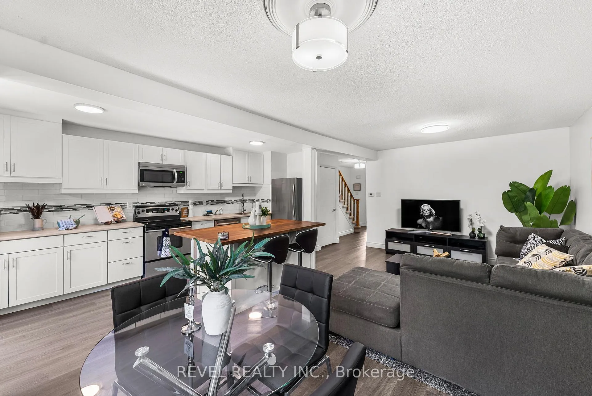 Photo 10 of Unit 60, 1610 Crawforth Street, Whitby, Blue Grass Meadows — HOMEH