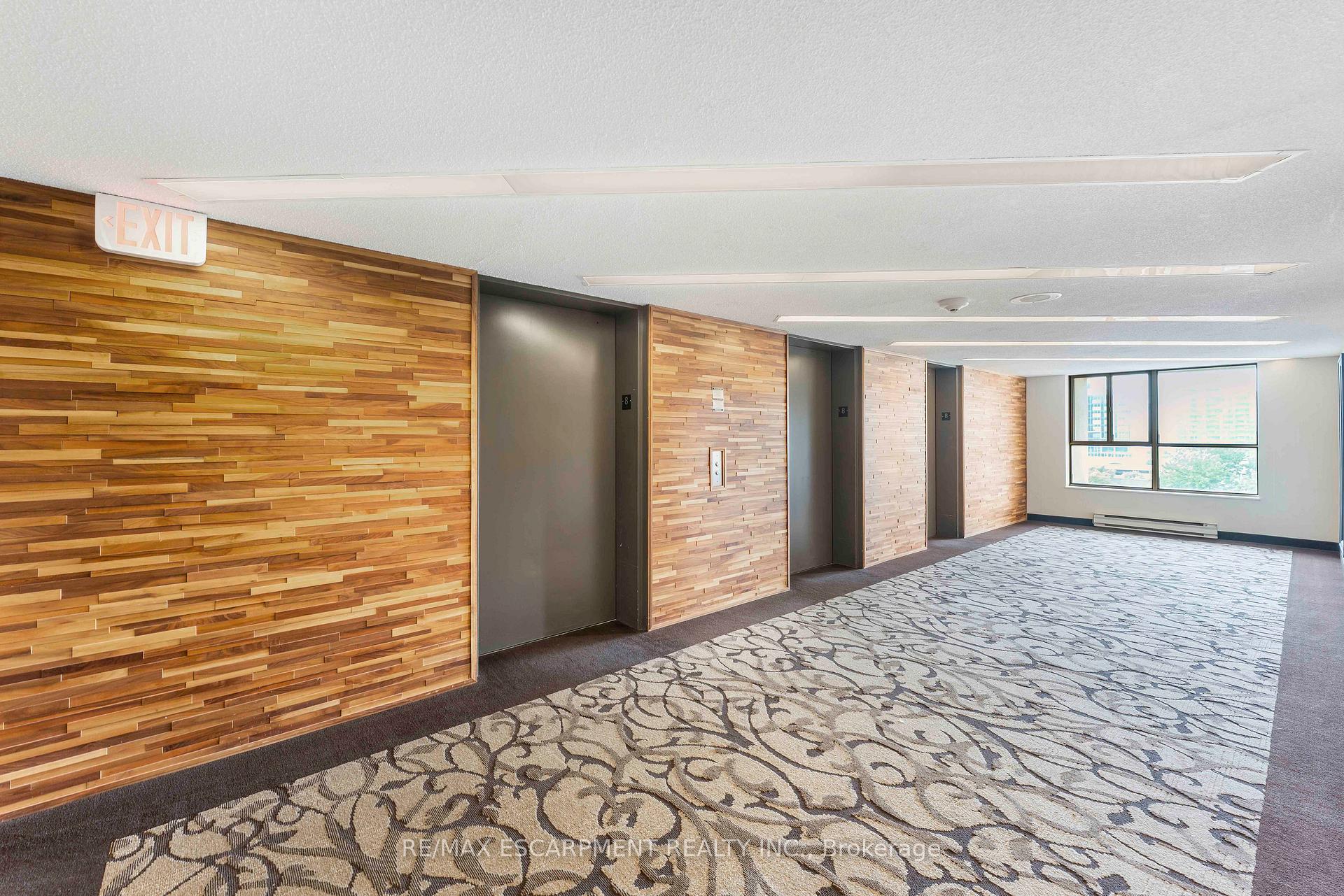 Photo 26 of Unit 811, 65 Scadding Avenue, Toronto, Waterfront Communities — HOMEH