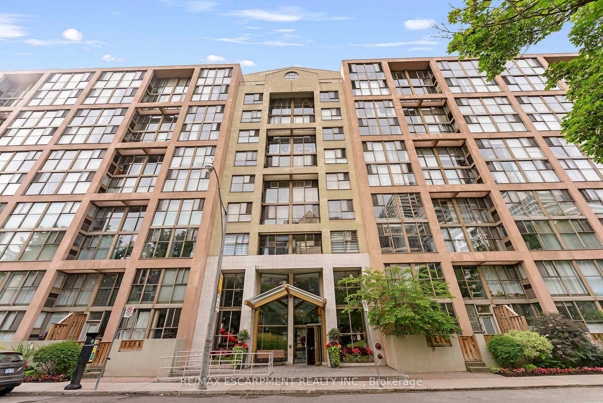 Photo 35 of Unit 811, 65 Scadding Avenue, Toronto, Waterfront Communities — HOMEH