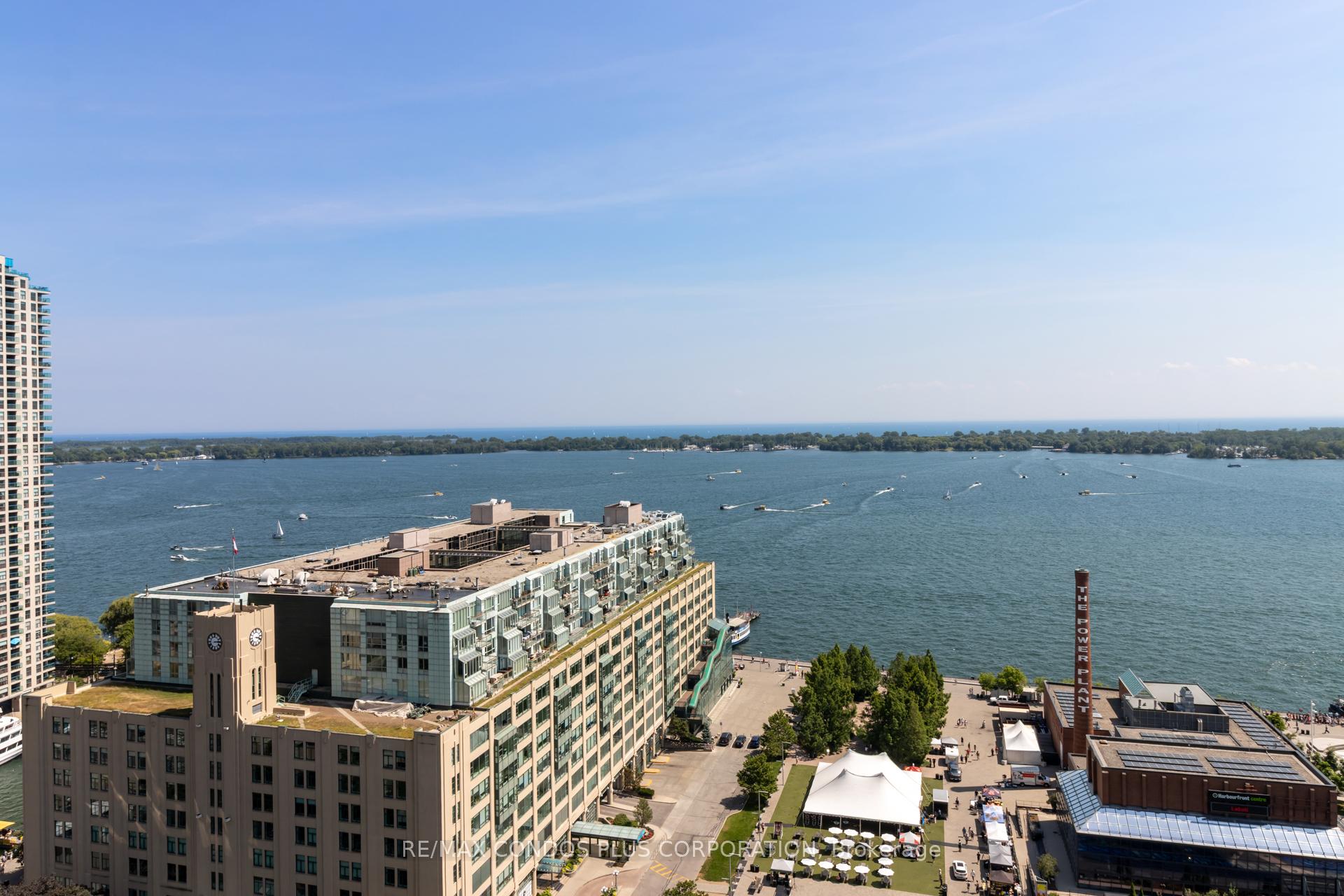 Photo 2 of Unit 2302, 218 Queens Quay W, Toronto, Waterfront Communities — HOMEH