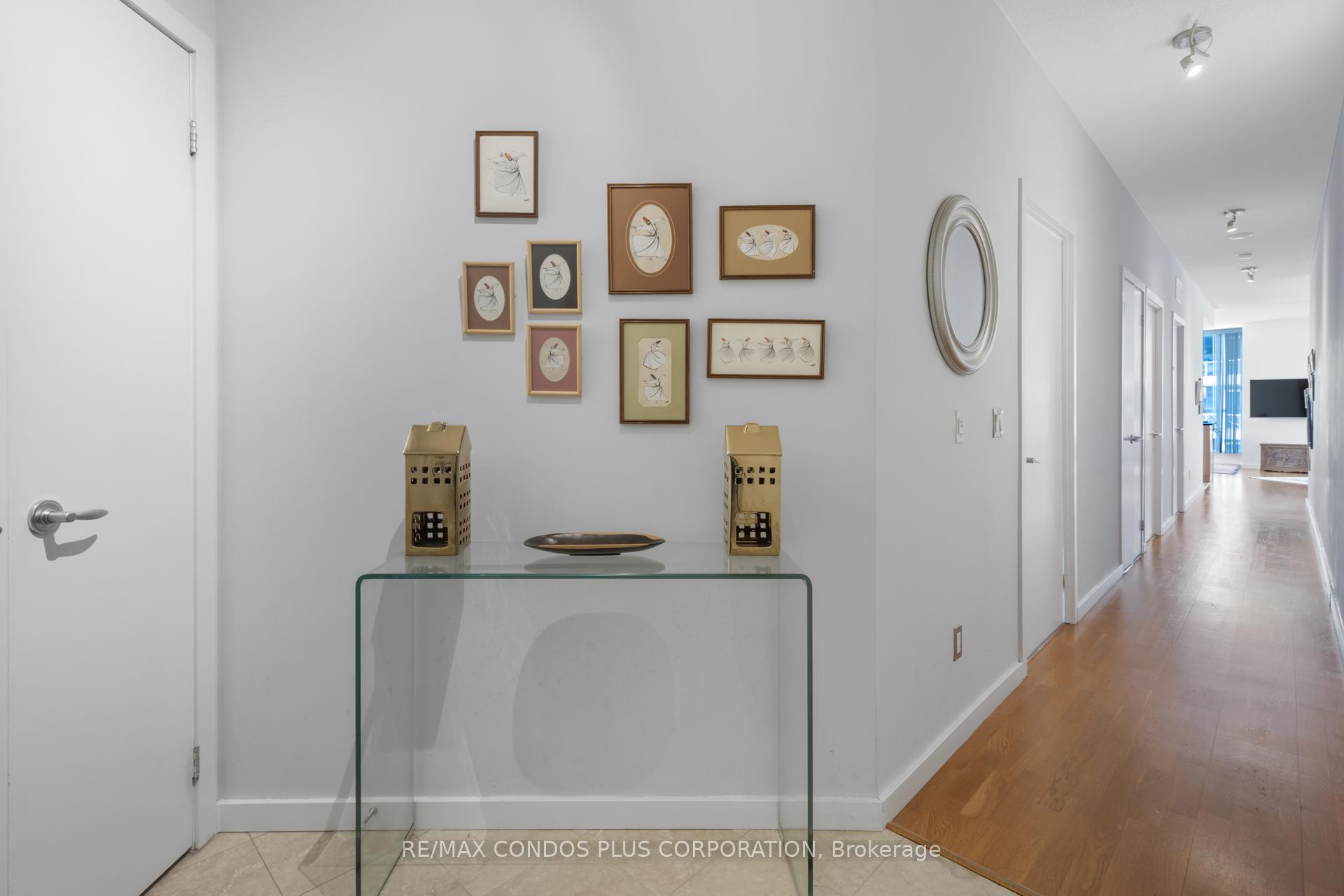 Photo 7 of Unit 2302, 218 Queens Quay W, Toronto, Waterfront Communities — HOMEH