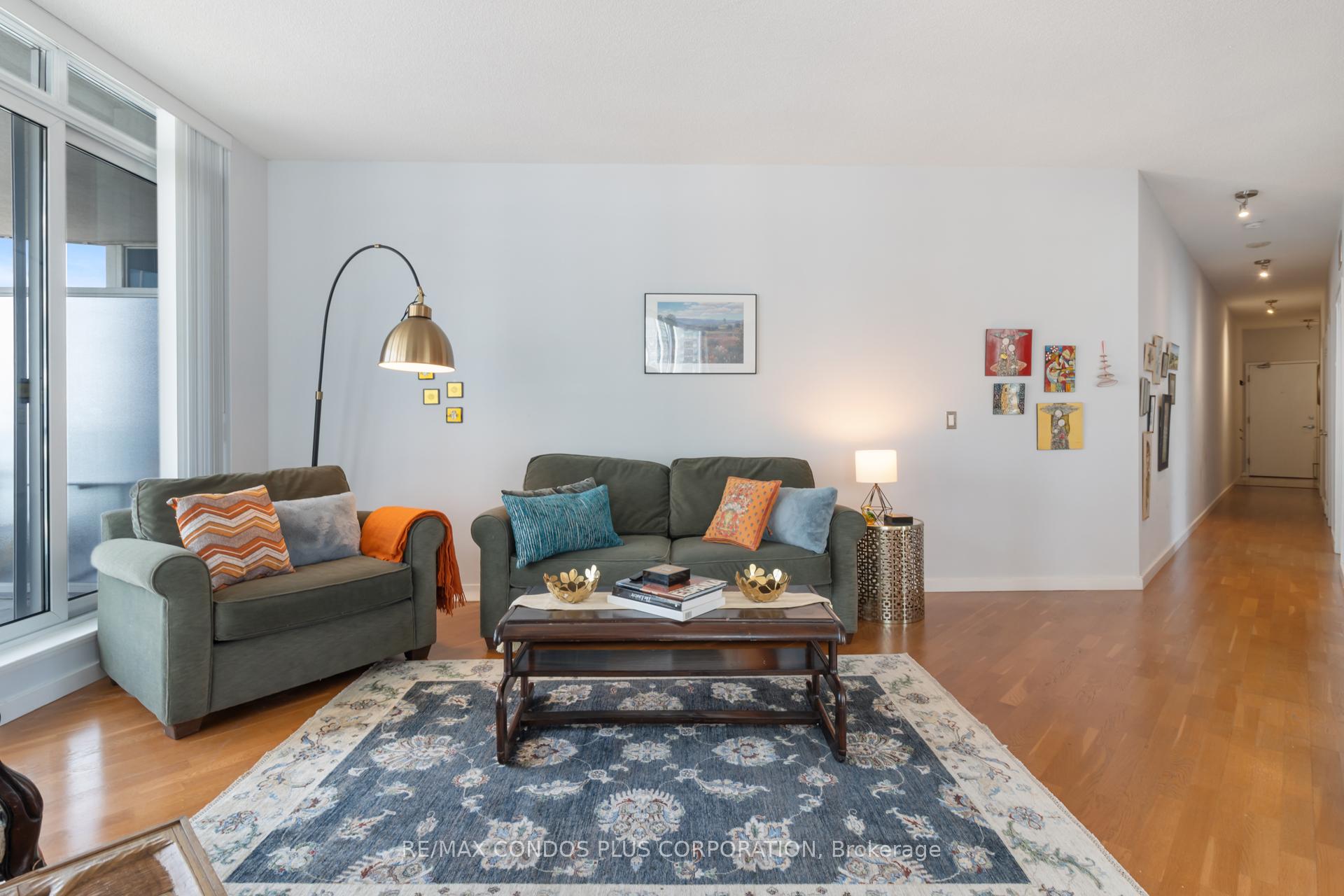 Photo 11 of Unit 2302, 218 Queens Quay W, Toronto, Waterfront Communities — HOMEH