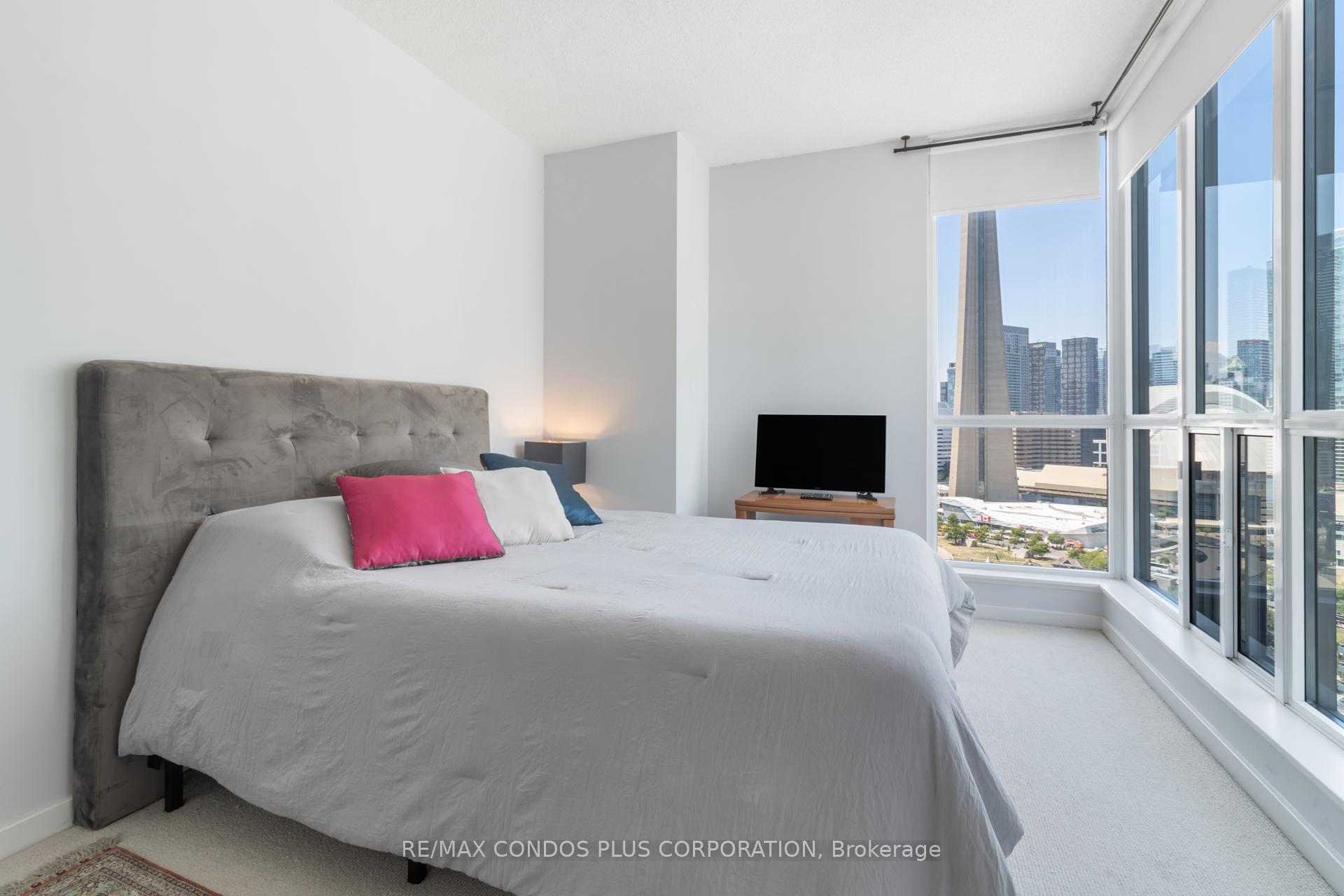 Photo 31 of Unit 2302, 218 Queens Quay W, Toronto, Waterfront Communities — HOMEH