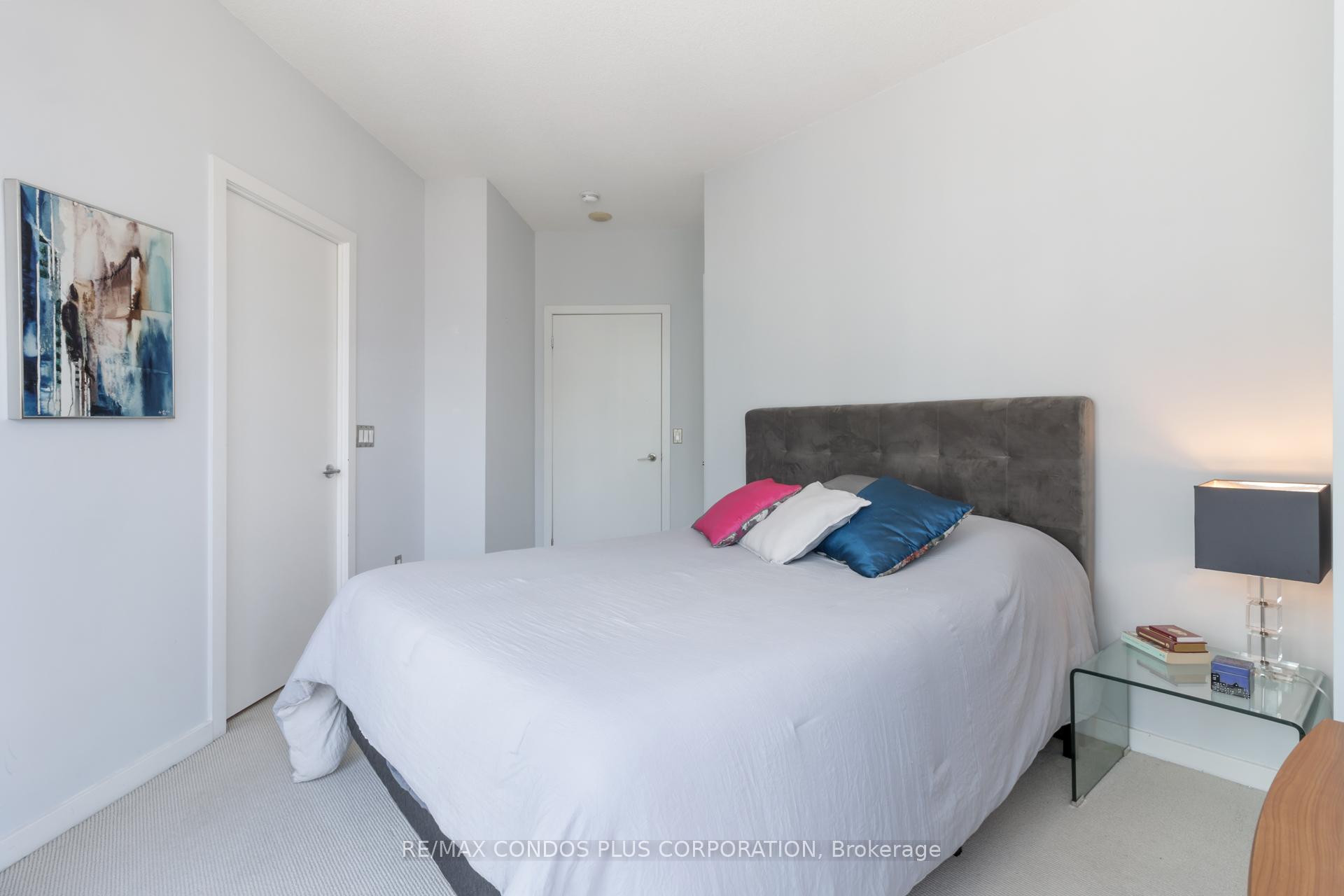 Photo 32 of Unit 2302, 218 Queens Quay W, Toronto, Waterfront Communities — HOMEH