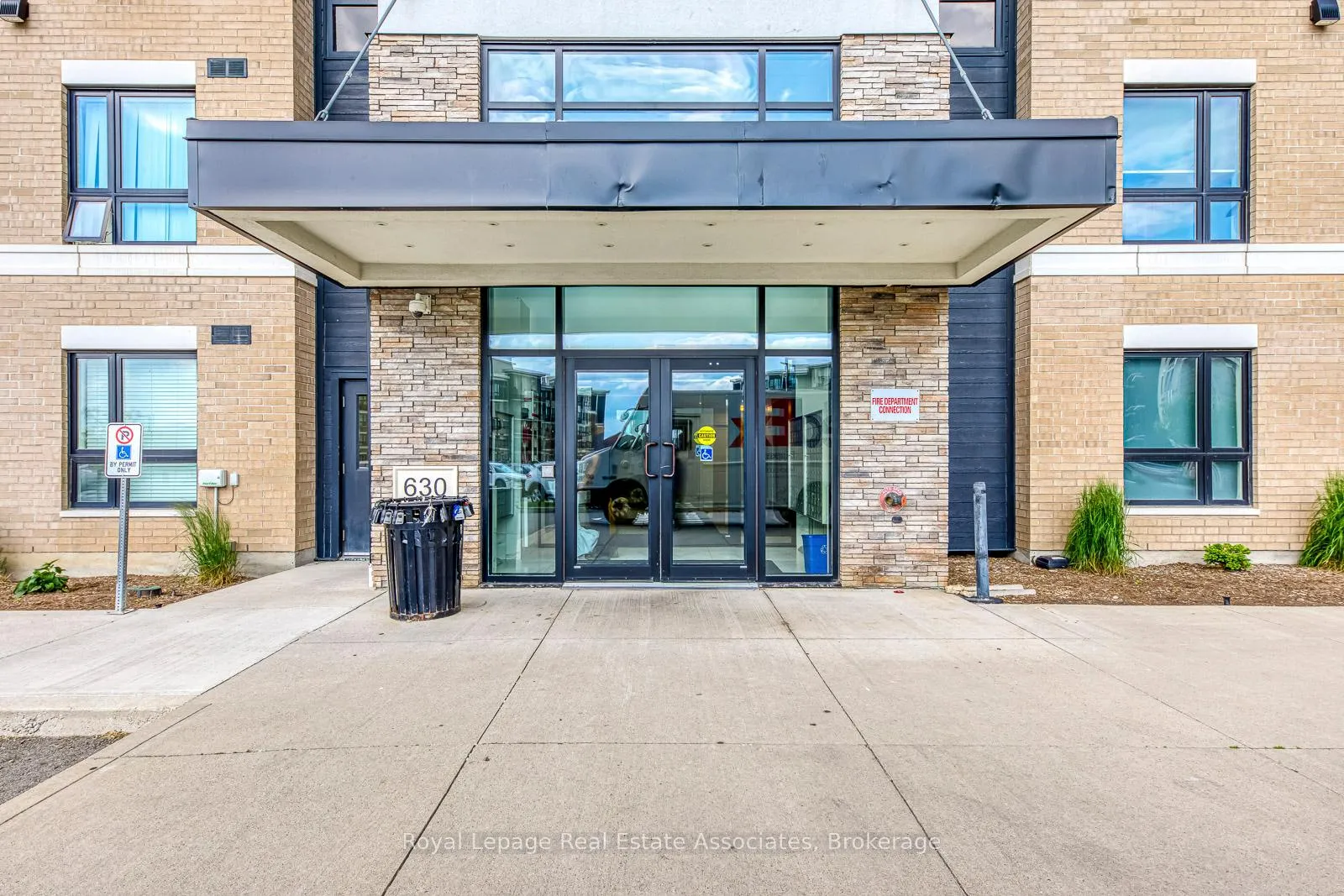 Front of Unit 309, 630 Sauve Street