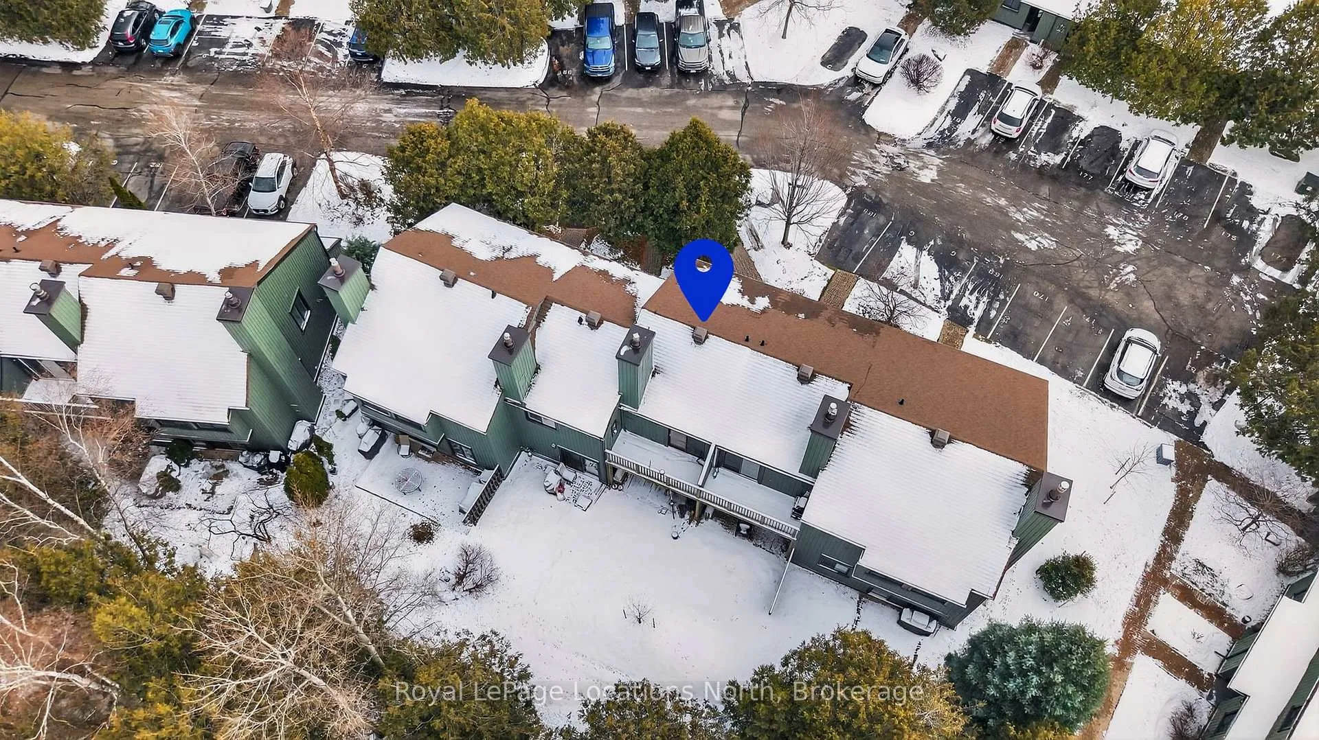Front of 167 Escarpment Crescent