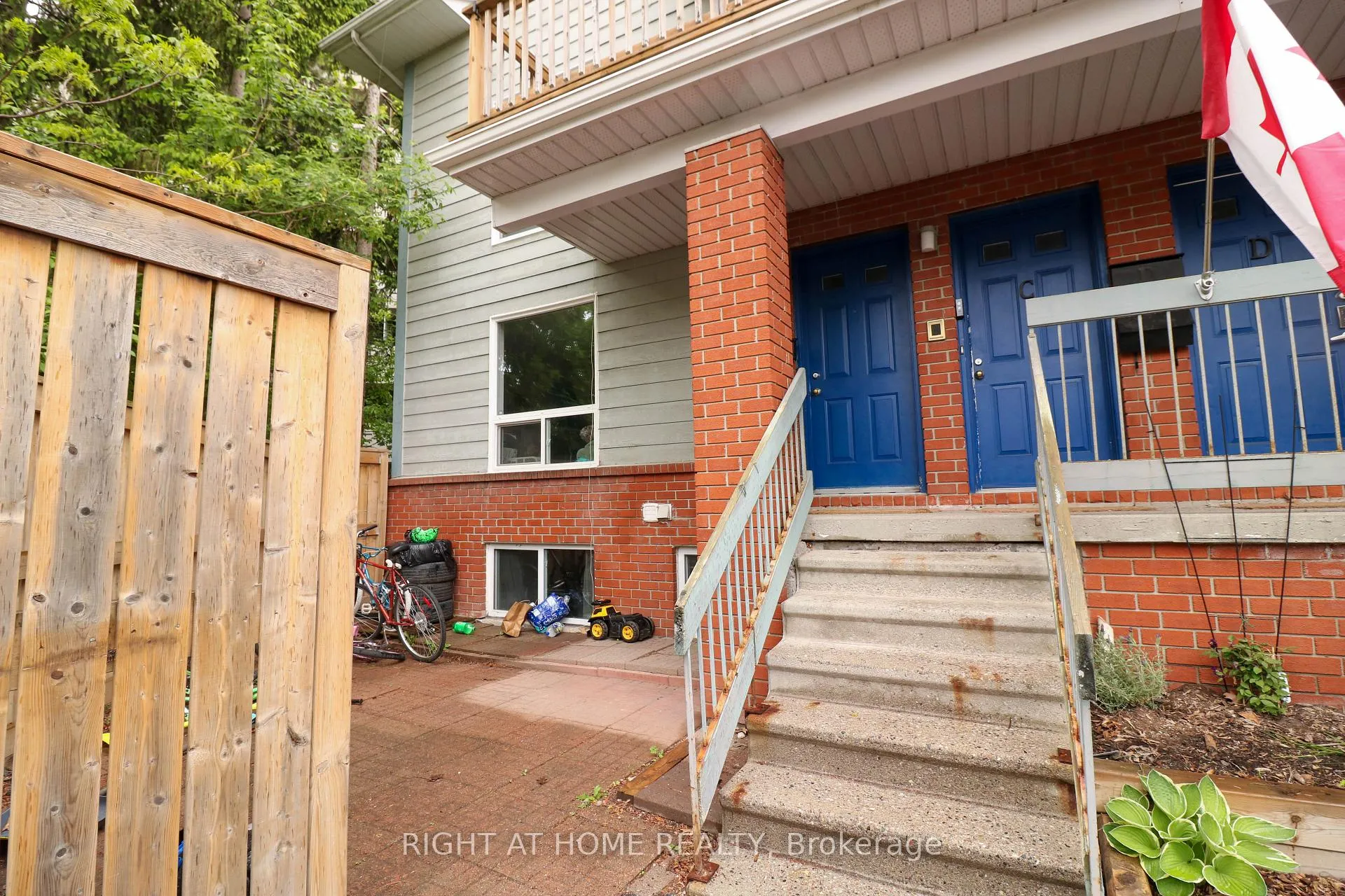 Photo 2 of Unit A, 311 Presland Road, Ottawa, Overbrook/Castle Heights — HOMEH