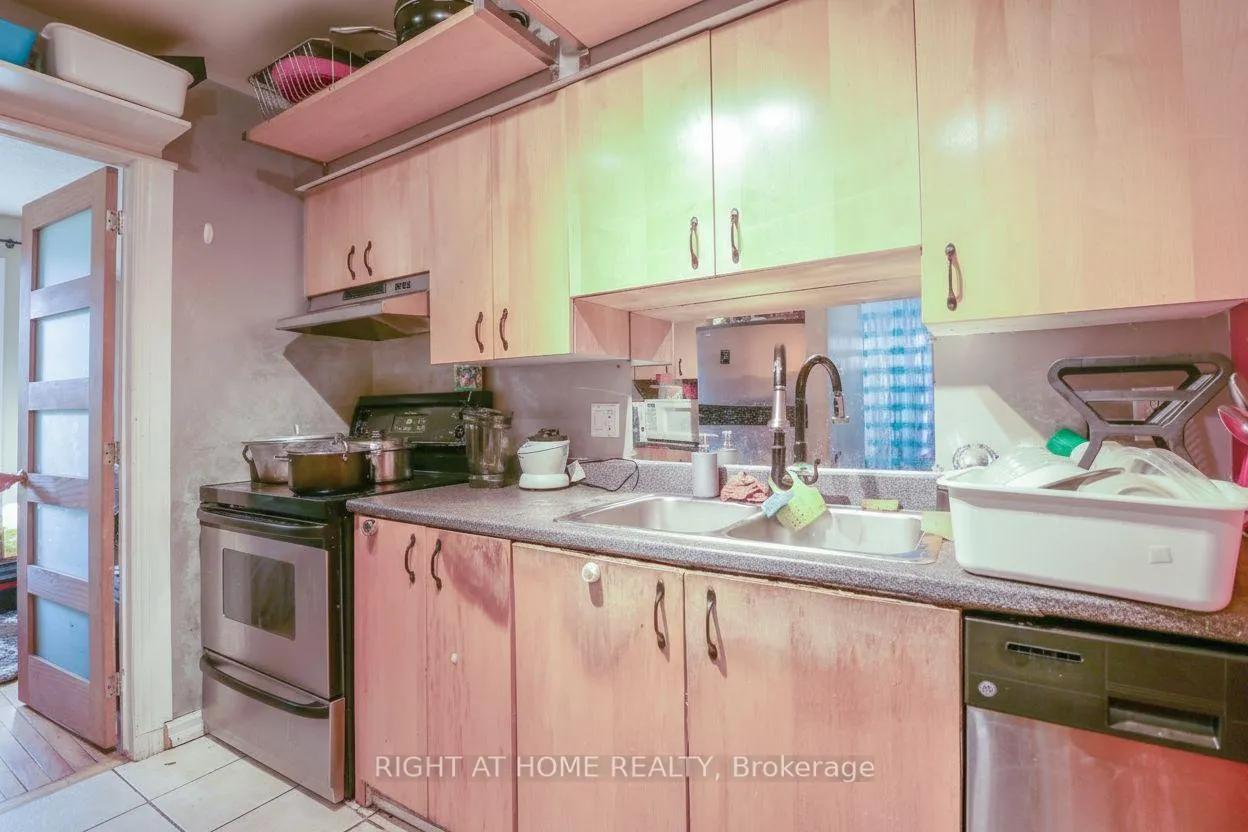 Photo 7 of Unit A, 311 Presland Road, Ottawa, Overbrook/Castle Heights — HOMEH