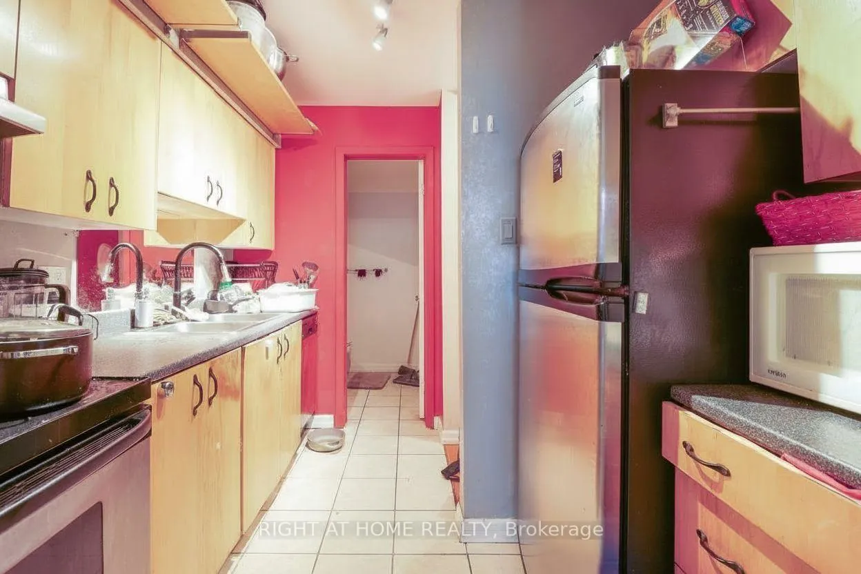 Photo 8 of Unit A, 311 Presland Road, Ottawa, Overbrook/Castle Heights — HOMEH