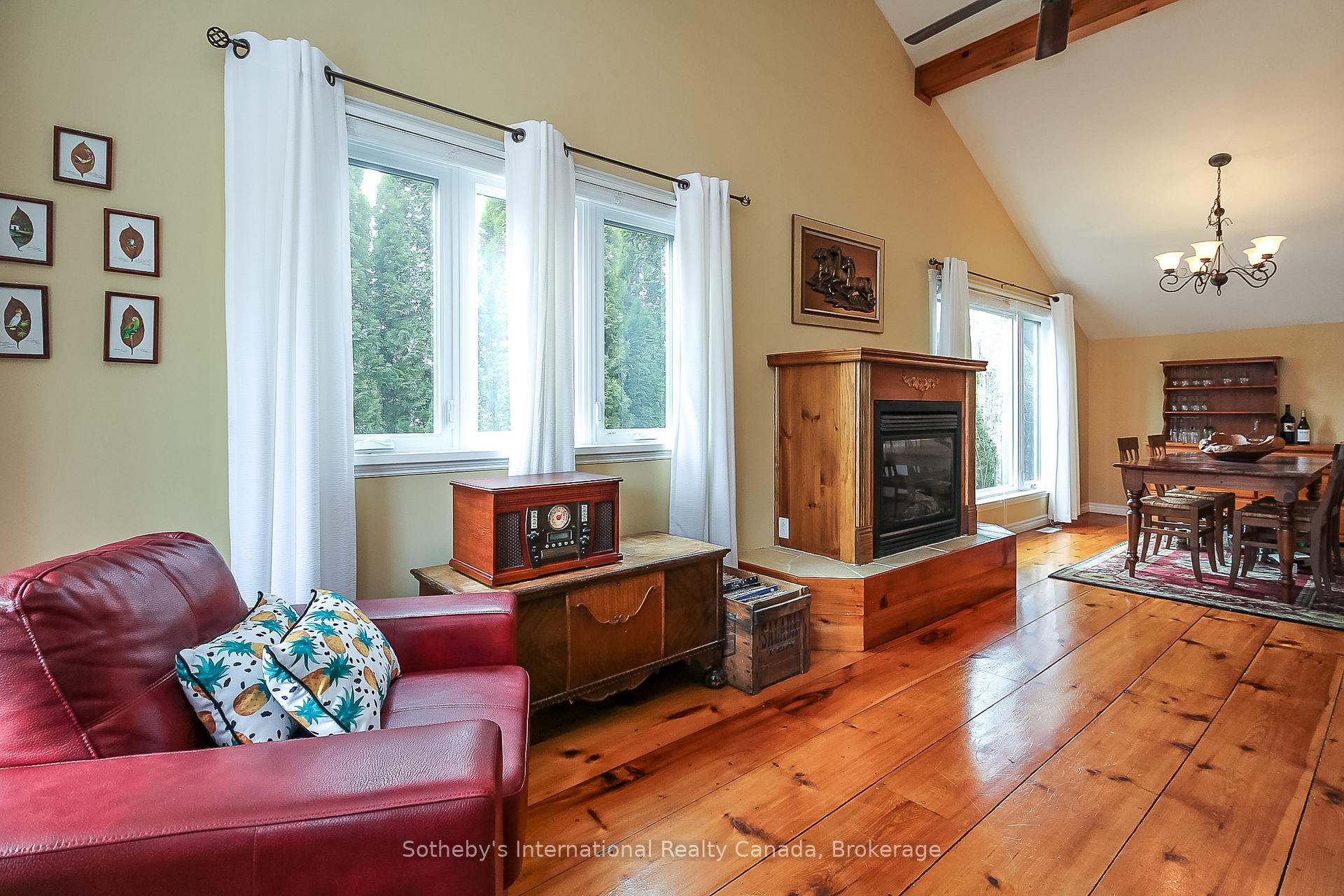 Photo 14 of 13 Belcher Street, Collingwood — HOMEH