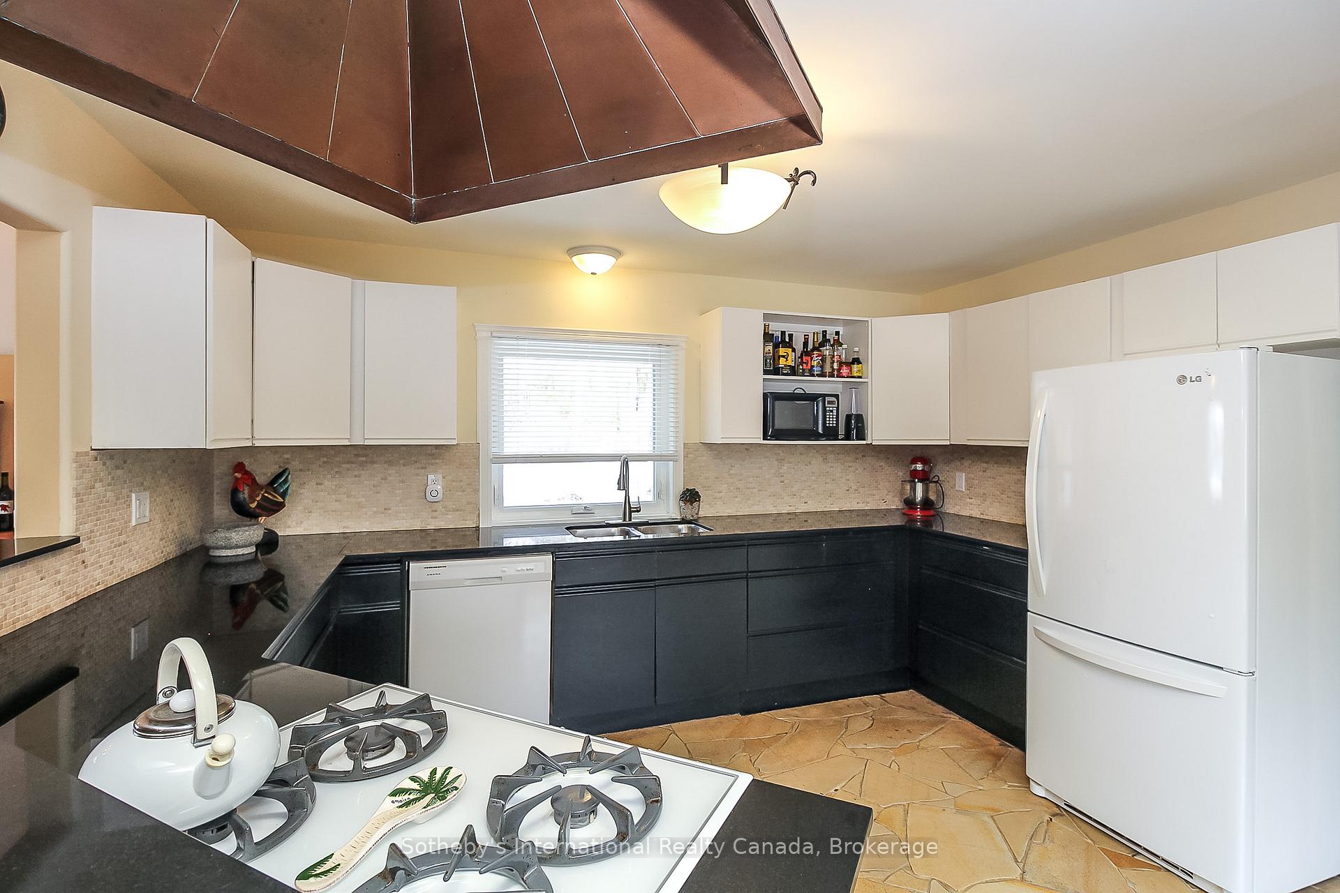 Photo 18 of 13 Belcher Street, Collingwood — HOMEH