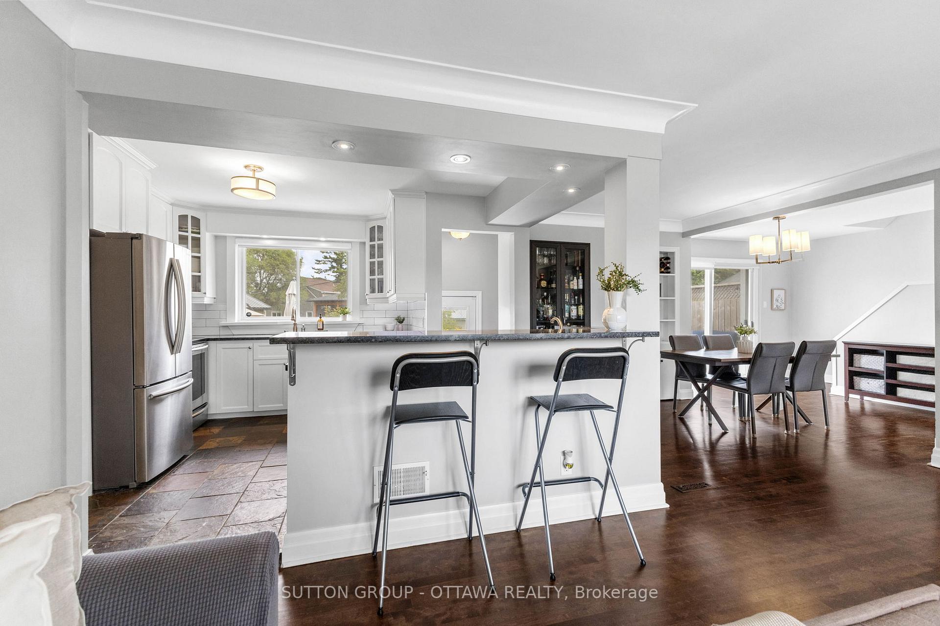 Photo 11 of 22 Phillip Drive, Ottawa, Borden Farm/Stewart Farm/Carleton Heights/Parkwood Hills — HOMEH