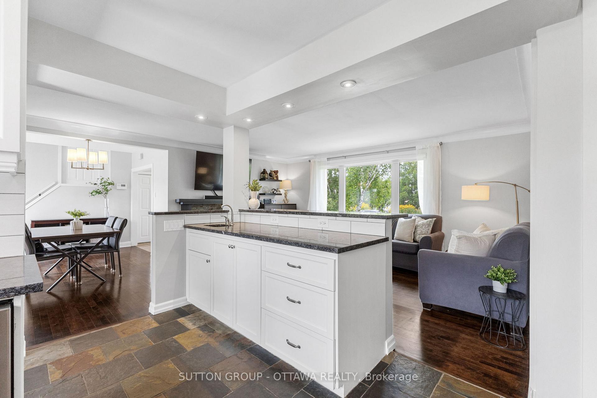 Photo 14 of 22 Phillip Drive, Ottawa, Borden Farm/Stewart Farm/Carleton Heights/Parkwood Hills — HOMEH