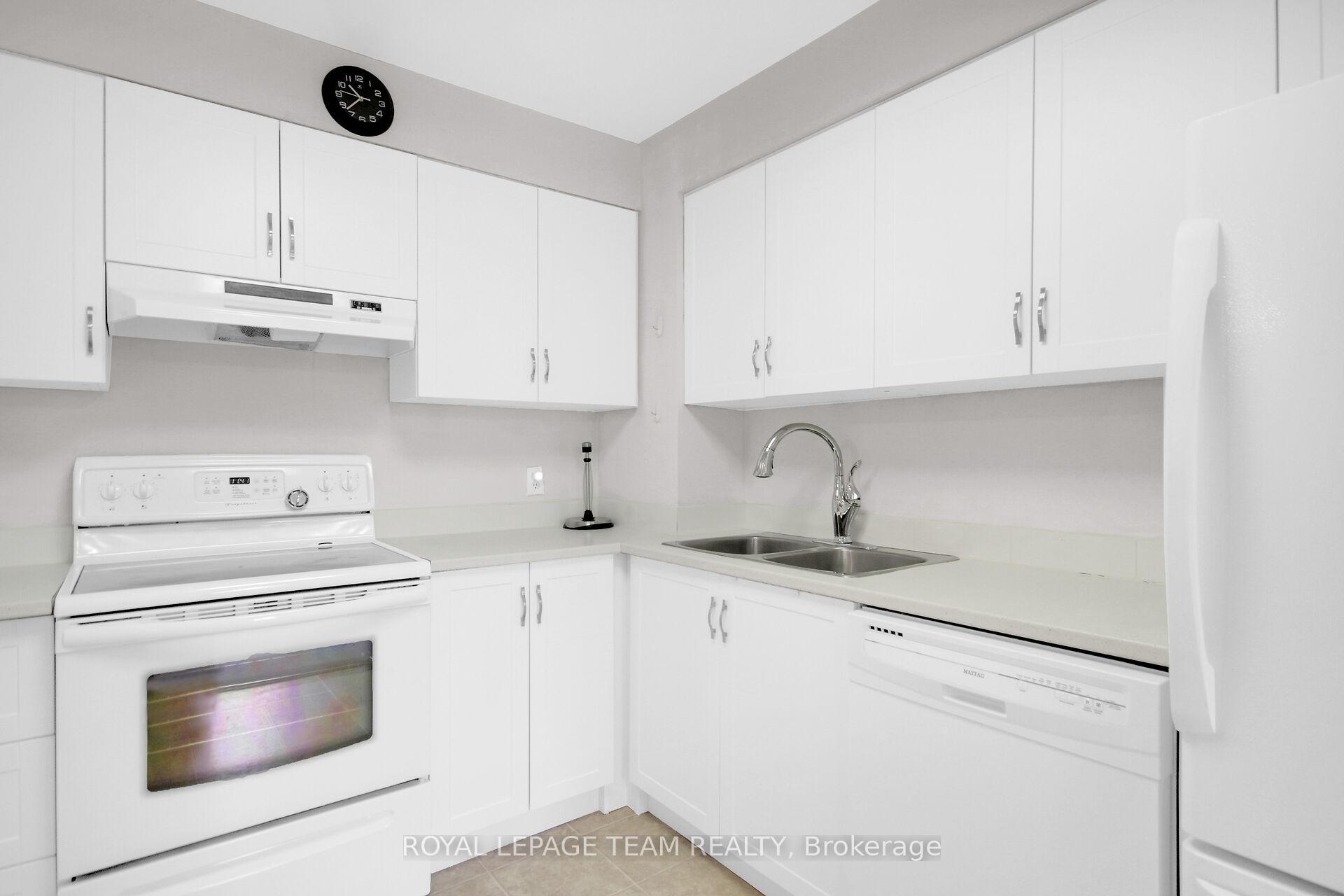 Photo 5 of Unit 301, 2871 Richmond Road, Ottawa, Britannia Heights — HOMEH
