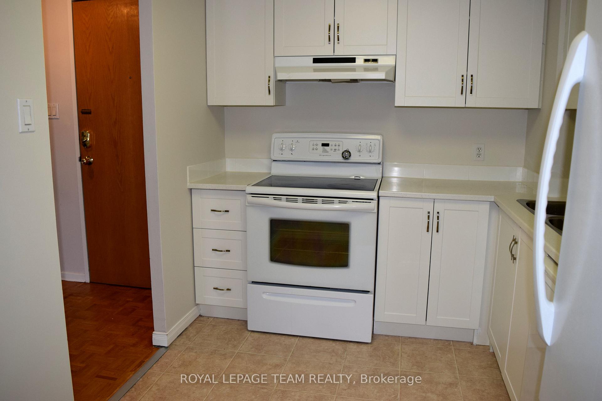 Photo 6 of Unit 301, 2871 Richmond Road, Ottawa, Britannia Heights — HOMEH