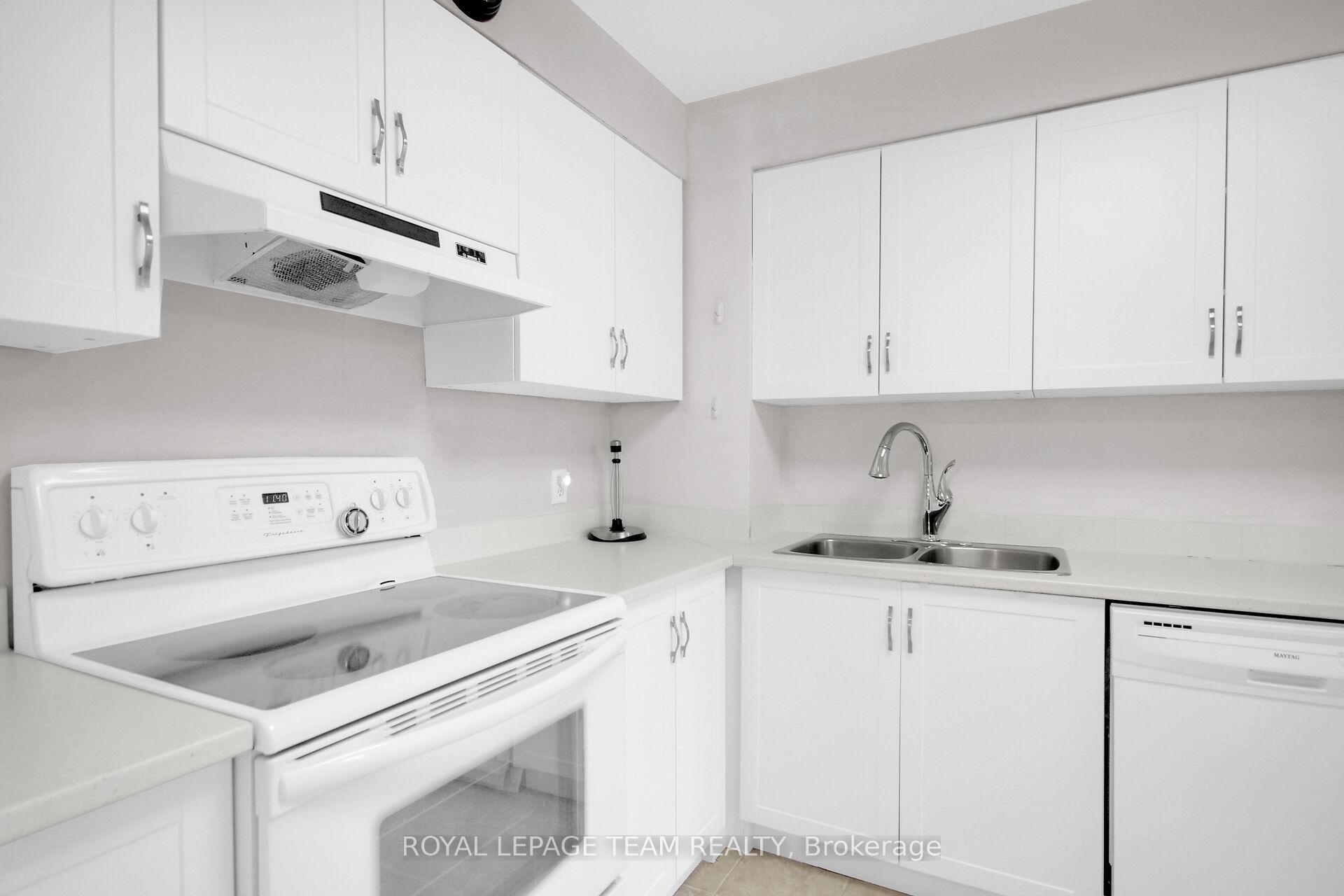 Photo 7 of Unit 301, 2871 Richmond Road, Ottawa, Britannia Heights — HOMEH