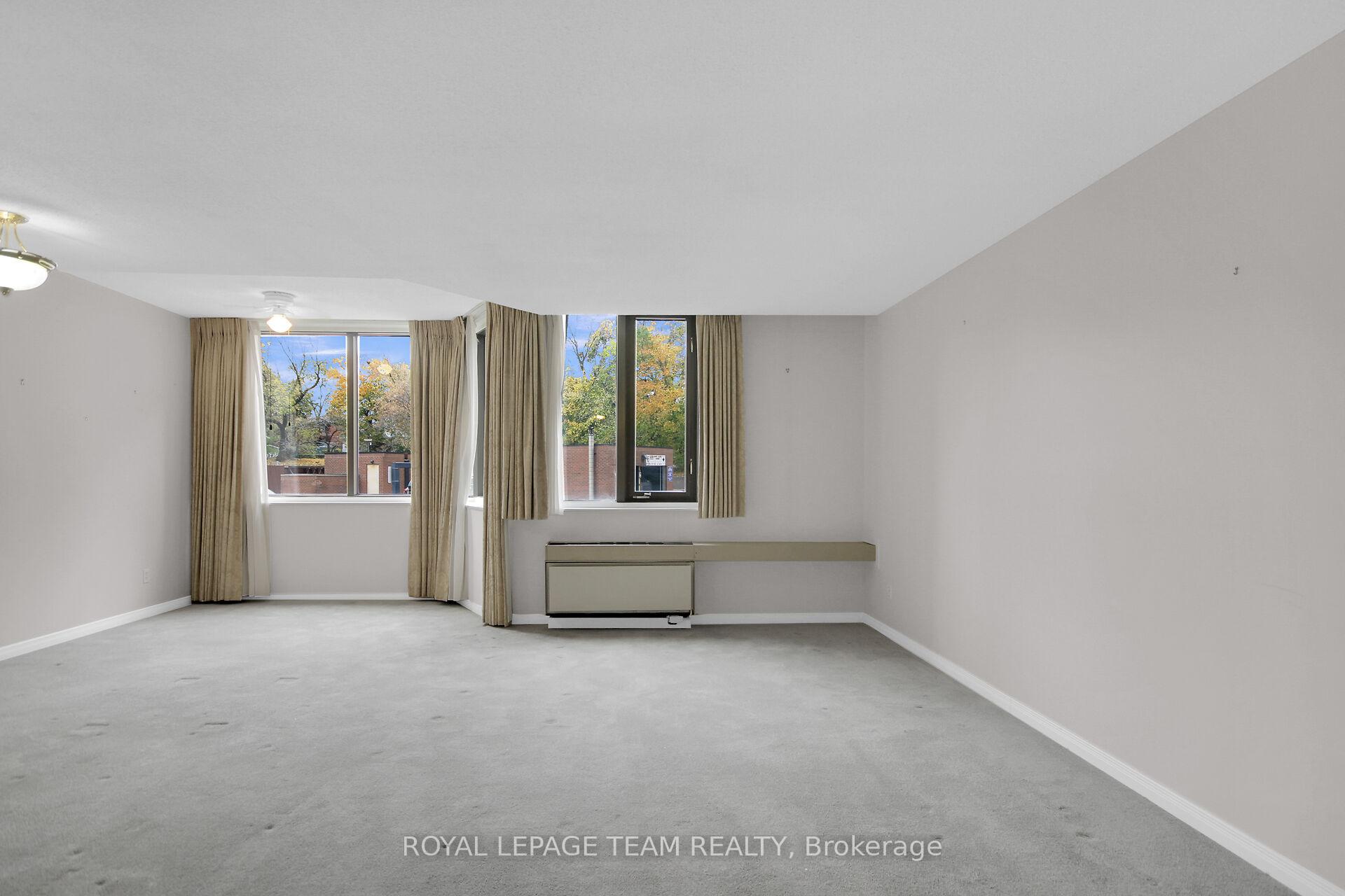Photo 11 of Unit 301, 2871 Richmond Road, Ottawa, Britannia Heights — HOMEH