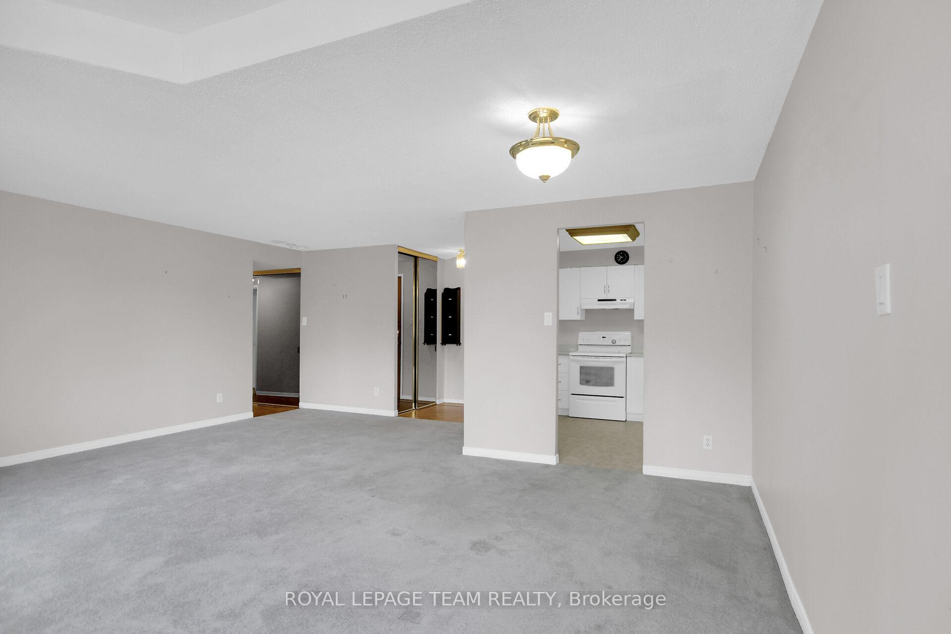 Photo 13 of Unit 301, 2871 Richmond Road, Ottawa, Britannia Heights — HOMEH