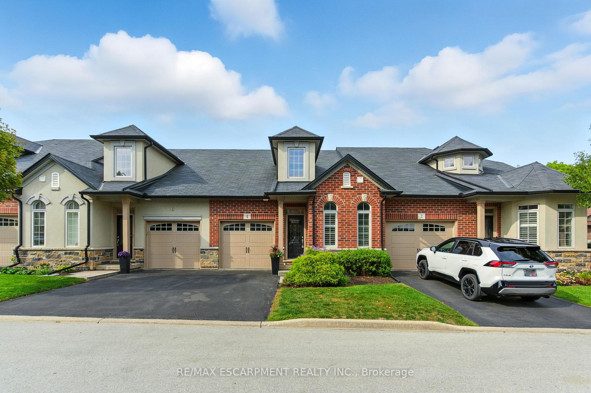 Front of 4 Burgundy Grove