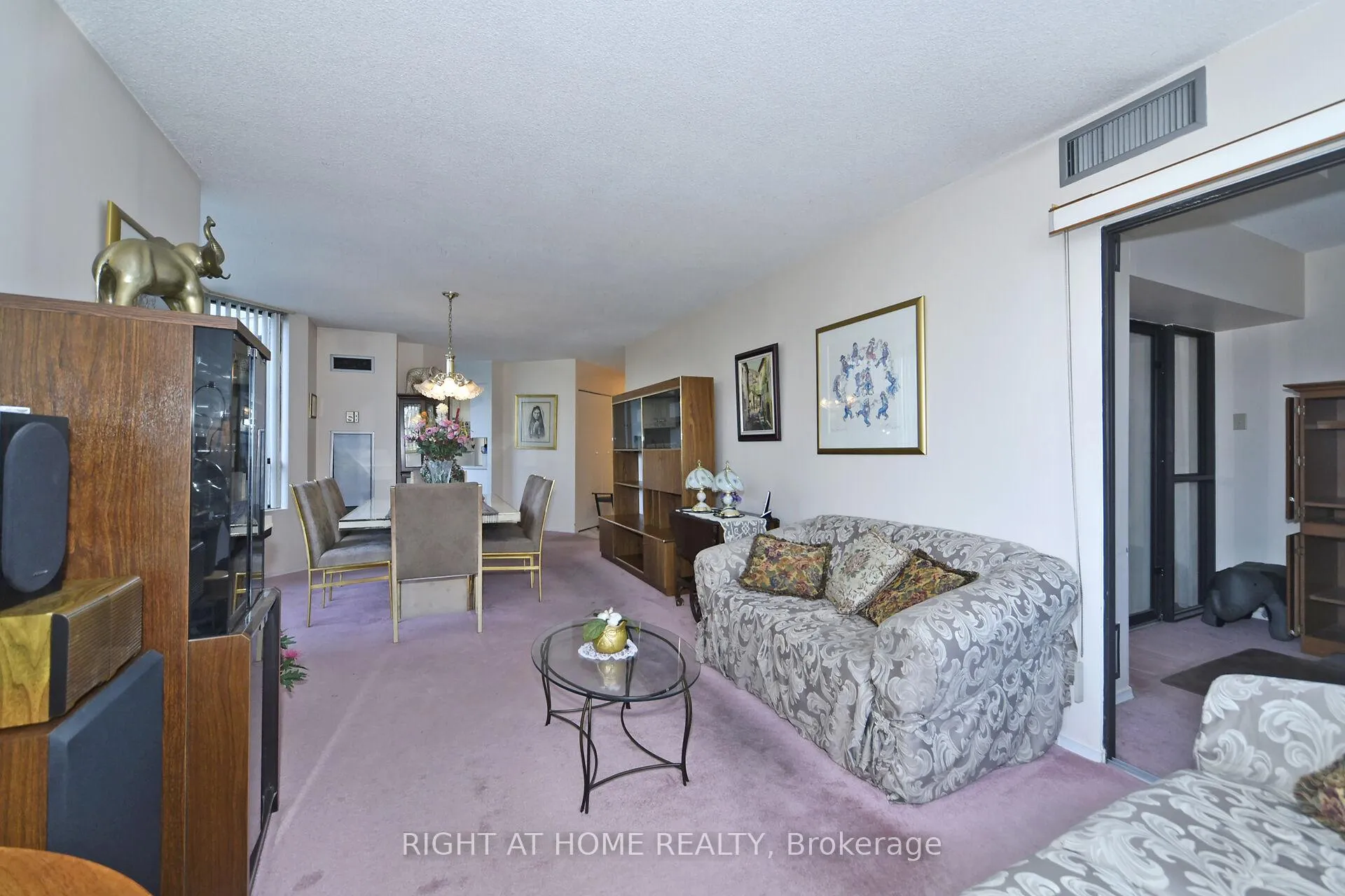 Photo 18 of Unit 314, 7440 Bathurst Street, Vaughan, Brownridge — HOMEH