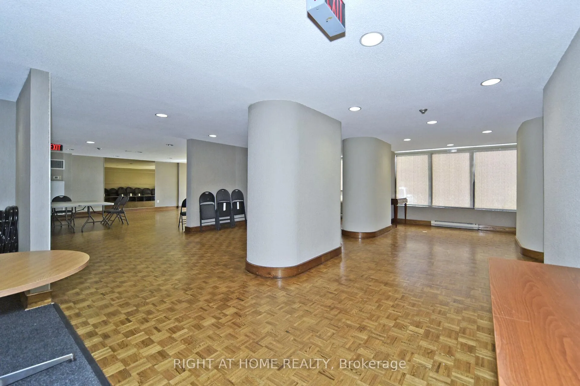 Photo 40 of Unit 314, 7440 Bathurst Street, Vaughan, Brownridge — HOMEH
