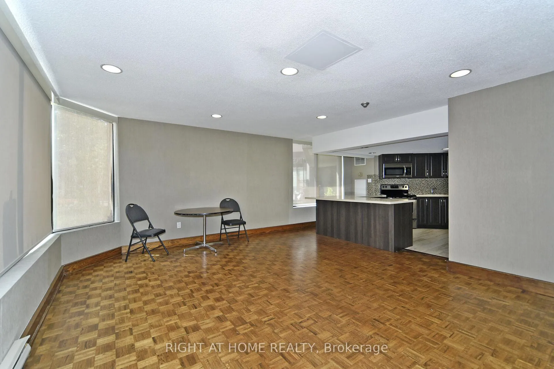 Photo 42 of Unit 314, 7440 Bathurst Street, Vaughan, Brownridge — HOMEH