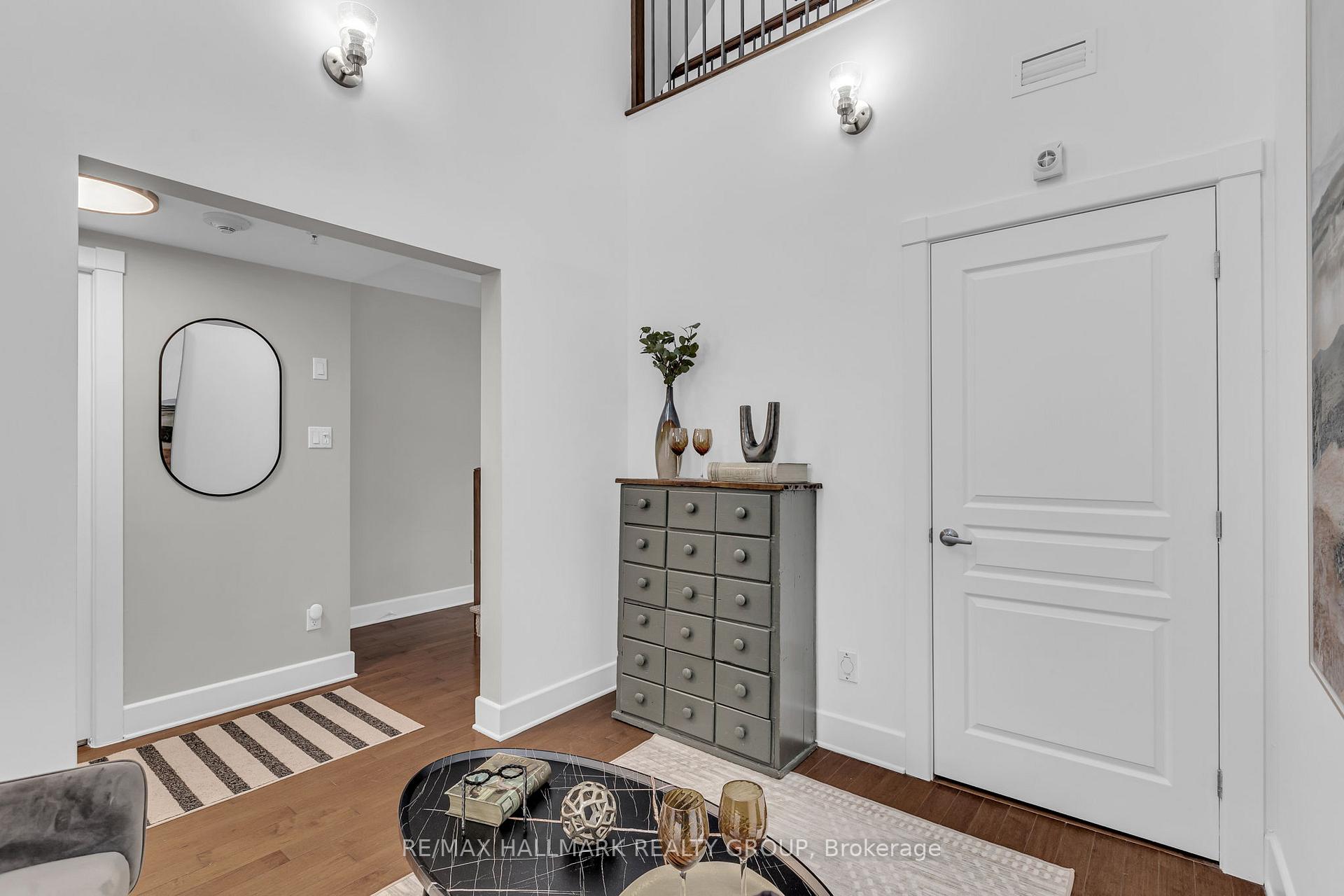 Photo 11 of Unit D124, 124 Guigues Avenue, Ottawa, Lower Town/Byward Market — HOMEH