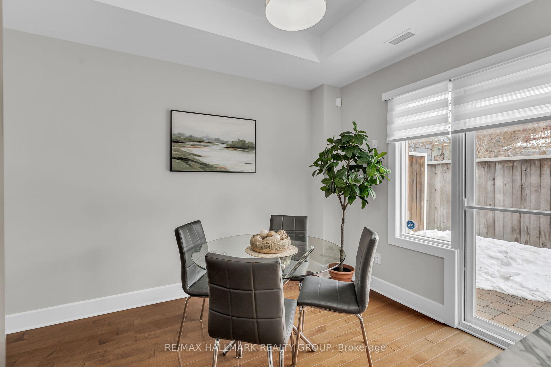 Photo 14 of Unit D124, 124 Guigues Avenue, Ottawa, Lower Town/Byward Market — HOMEH