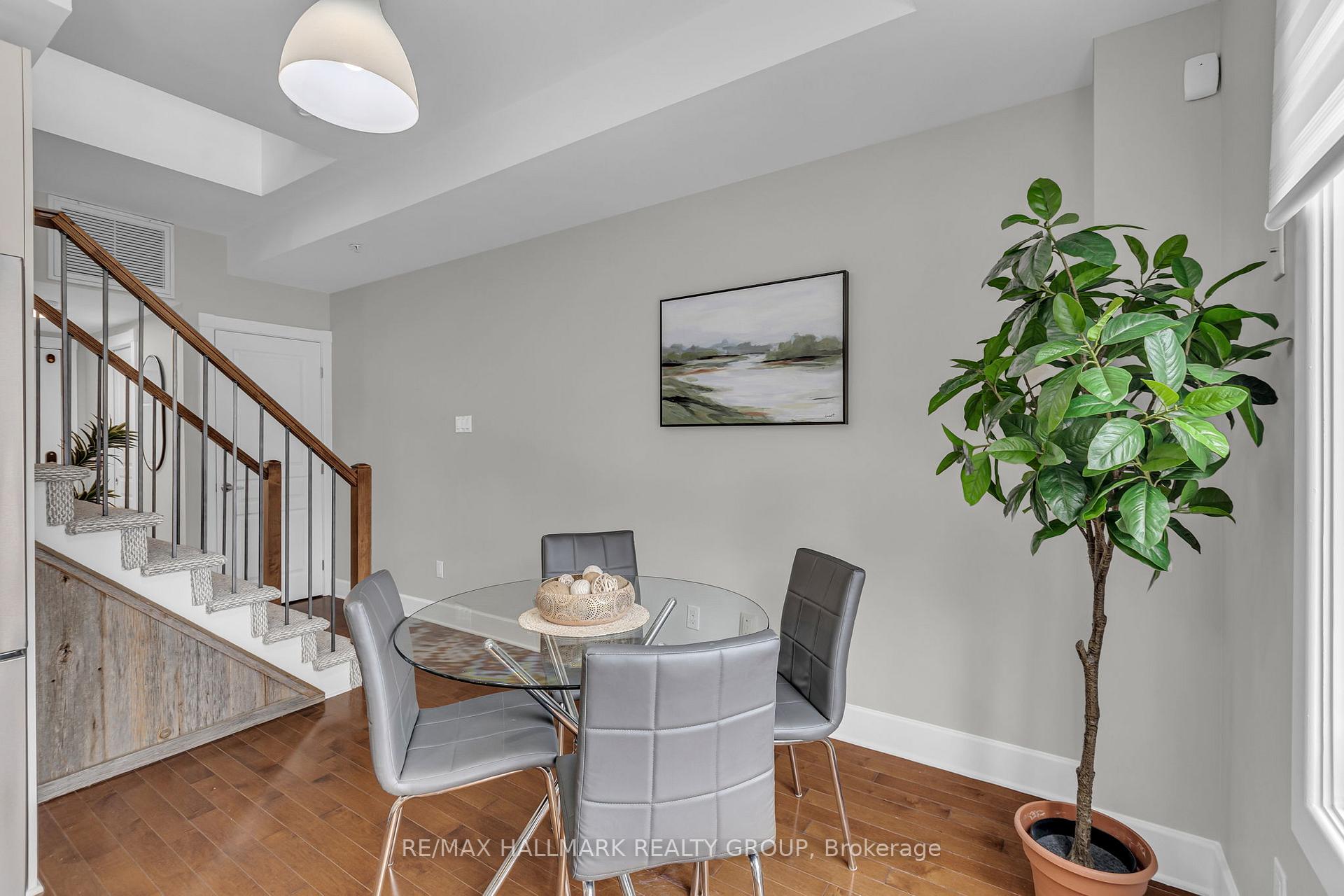 Photo 15 of Unit D124, 124 Guigues Avenue, Ottawa, Lower Town/Byward Market — HOMEH