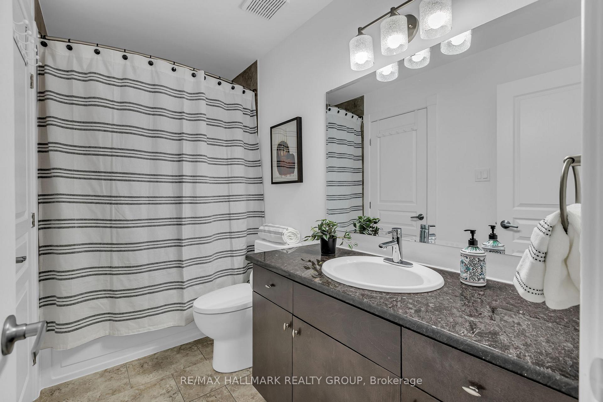 Photo 33 of Unit D124, 124 Guigues Avenue, Ottawa, Lower Town/Byward Market — HOMEH