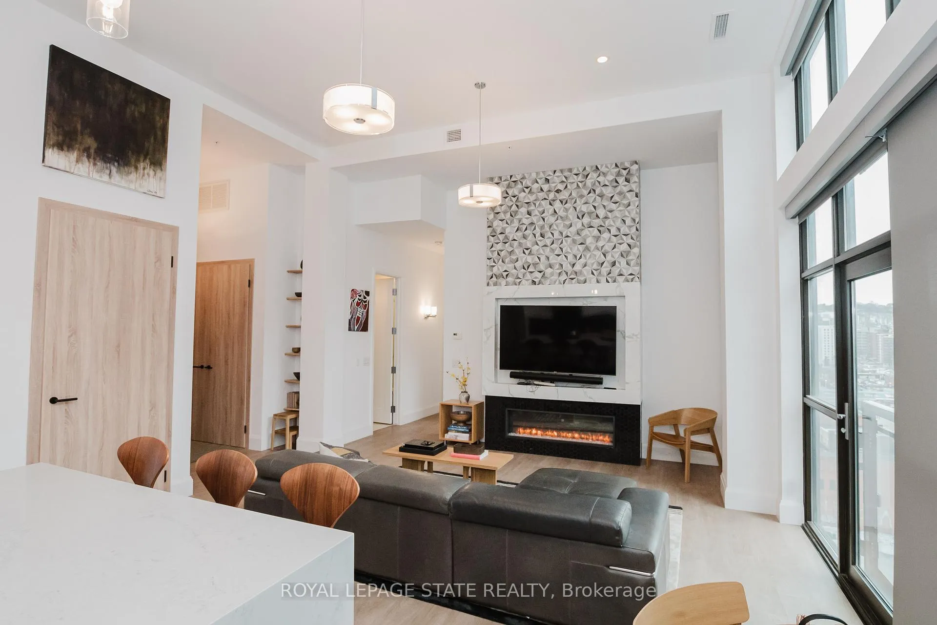 Photo 14 of Unit LPH13, 118 King Street, Hamilton, Beasley — HOMEH