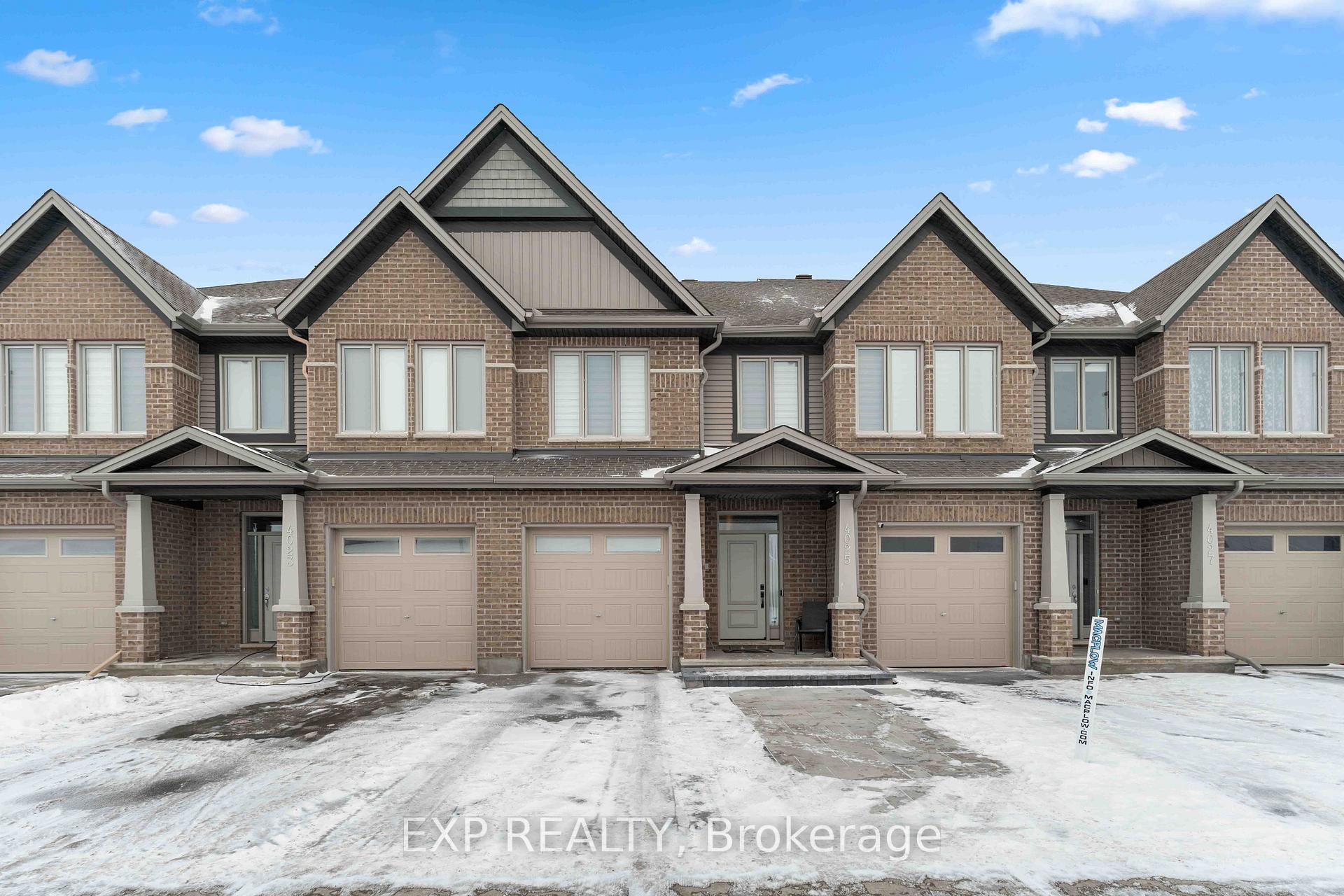 Photo 1 of 4025 Kelly Farm Drive, Ottawa, Blossom Park/Kemp Park/Findlay Creek — HOMEH