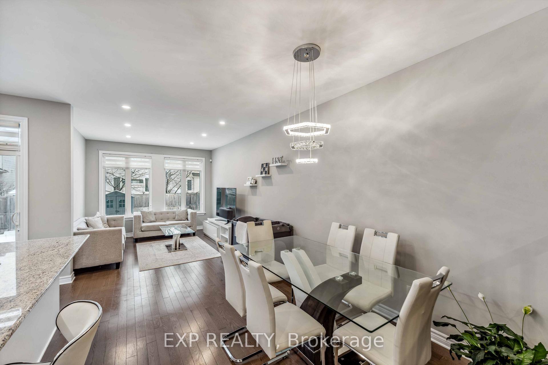Photo 4 of 4025 Kelly Farm Drive, Ottawa, Blossom Park/Kemp Park/Findlay Creek — HOMEH