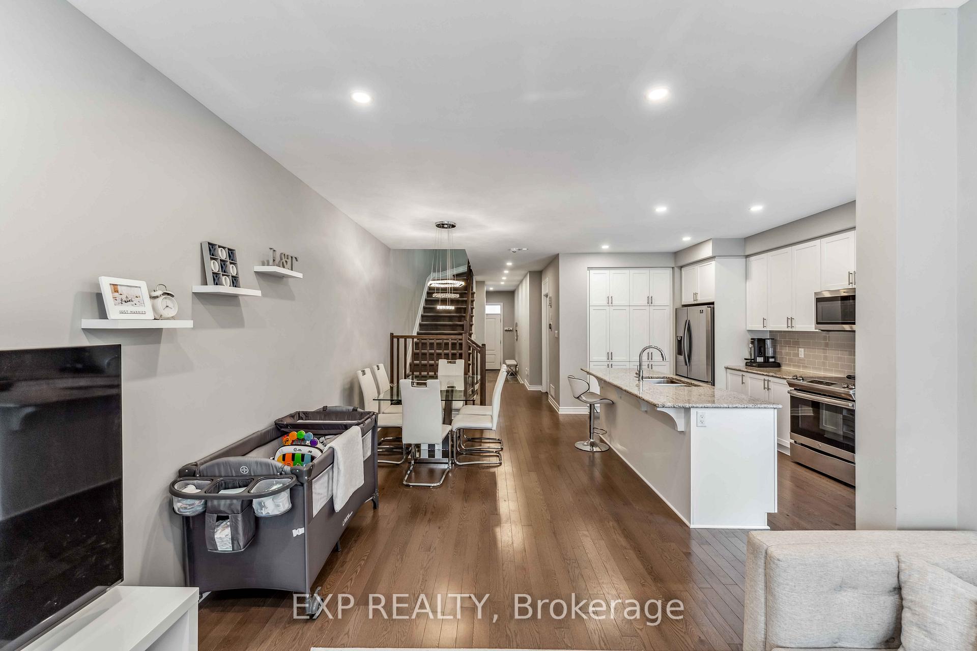 Photo 14 of 4025 Kelly Farm Drive, Ottawa, Blossom Park/Kemp Park/Findlay Creek — HOMEH
