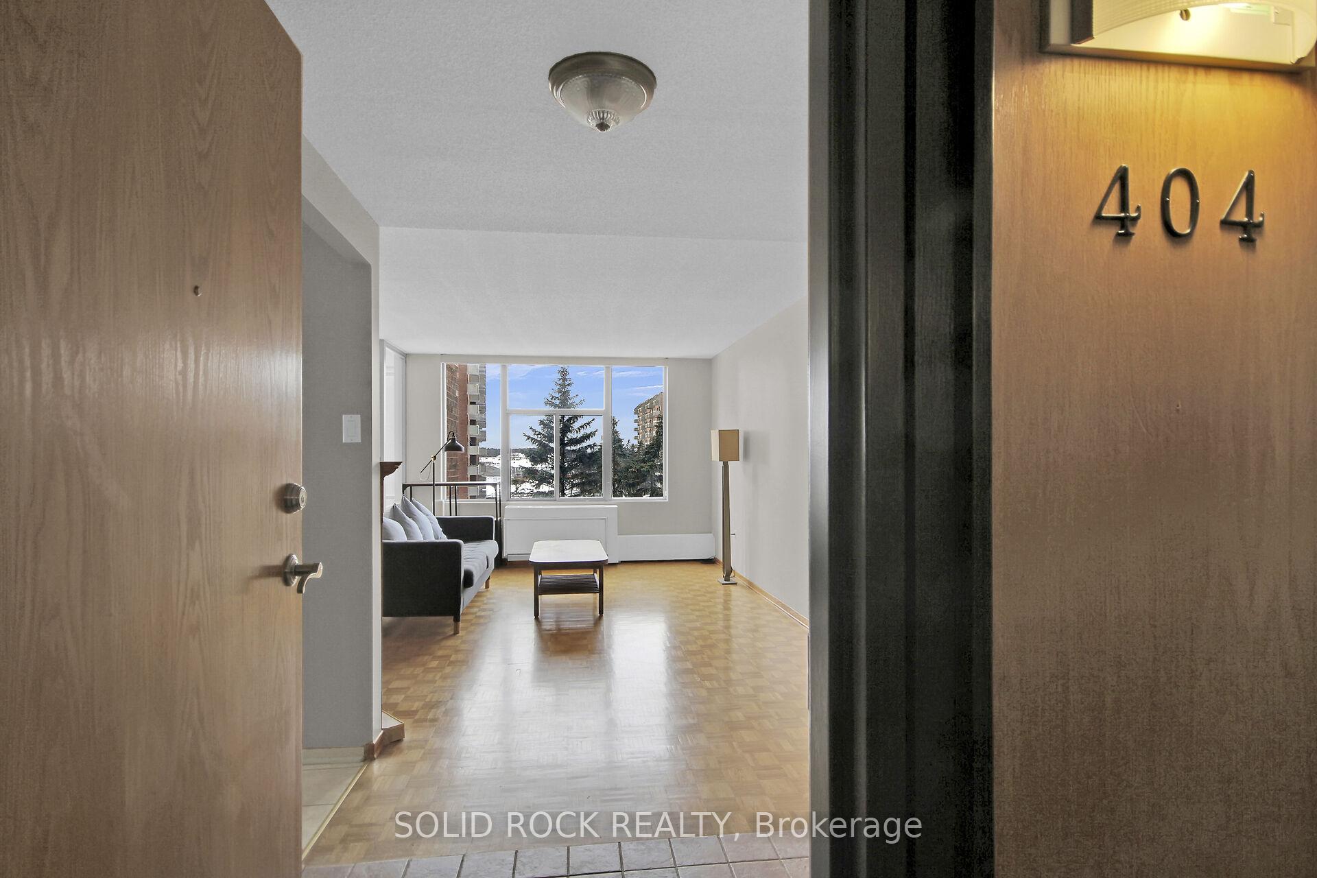 Photo 2 of Unit 404, 2759 Carousel Crescent, Ottawa, Emerald Woods/Sawmill Creek — HOMEH