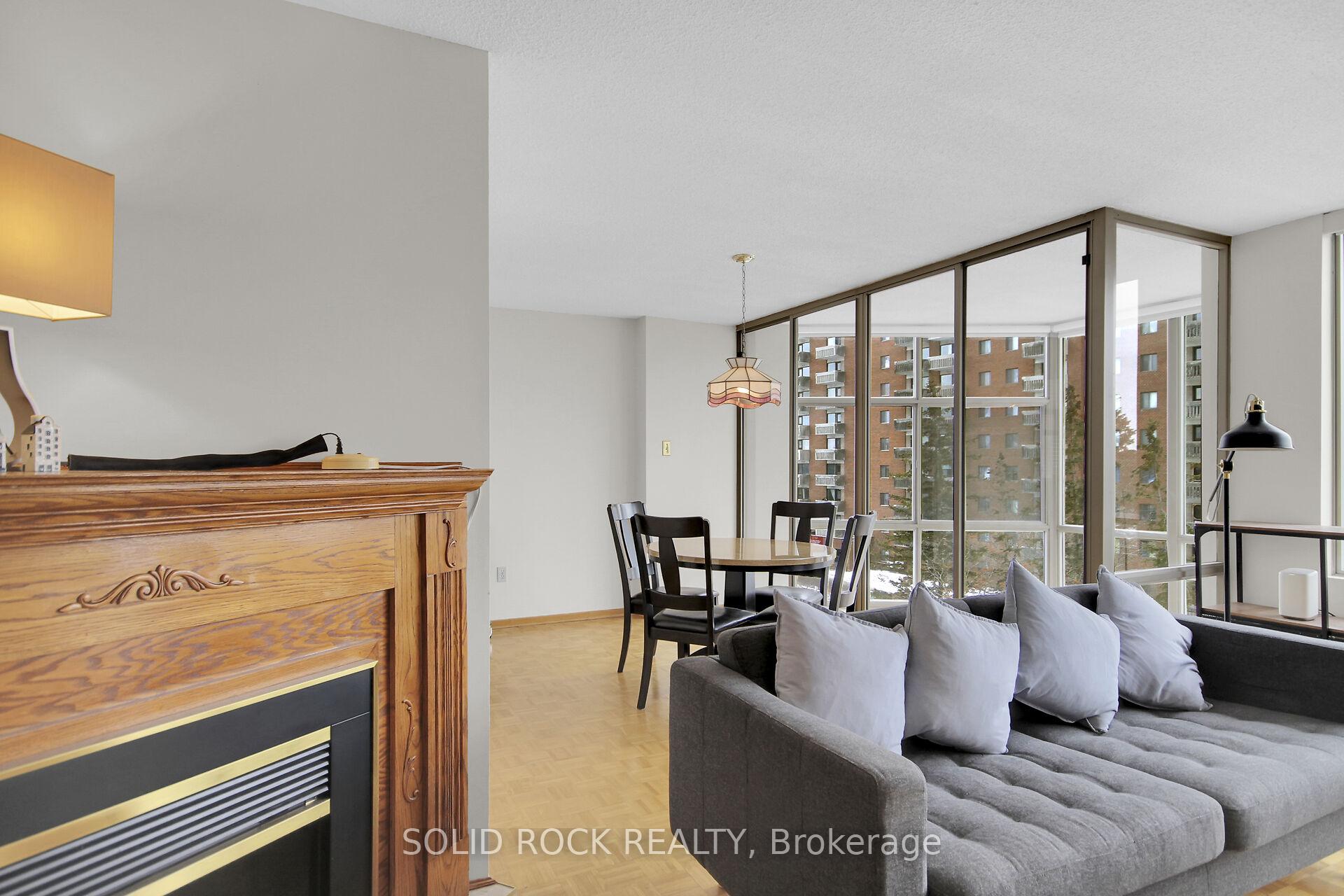 Photo 3 of Unit 404, 2759 Carousel Crescent, Ottawa, Emerald Woods/Sawmill Creek — HOMEH