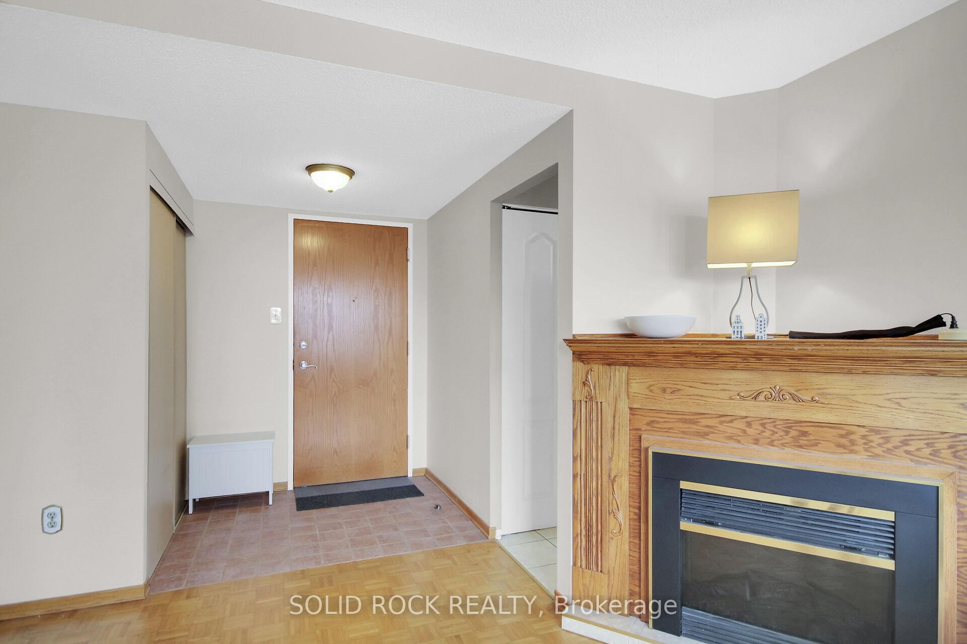 Photo 4 of Unit 404, 2759 Carousel Crescent, Ottawa, Emerald Woods/Sawmill Creek — HOMEH