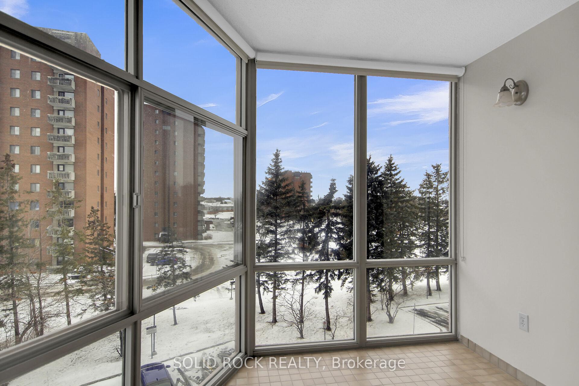 Photo 10 of Unit 404, 2759 Carousel Crescent, Ottawa, Emerald Woods/Sawmill Creek — HOMEH