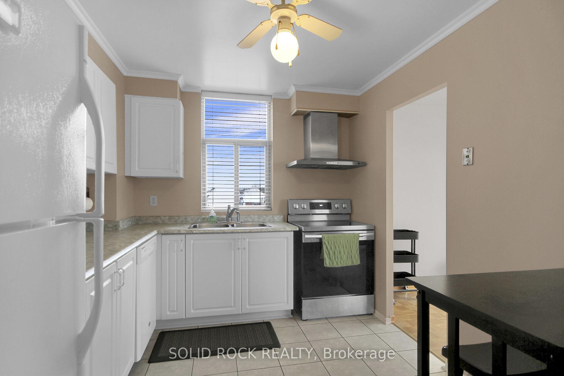 Photo 13 of Unit 404, 2759 Carousel Crescent, Ottawa, Emerald Woods/Sawmill Creek — HOMEH