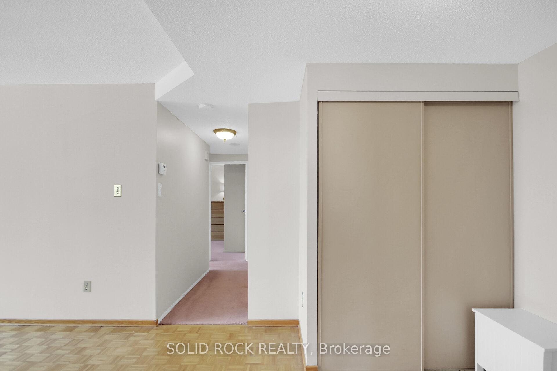 Photo 16 of Unit 404, 2759 Carousel Crescent, Ottawa, Emerald Woods/Sawmill Creek — HOMEH