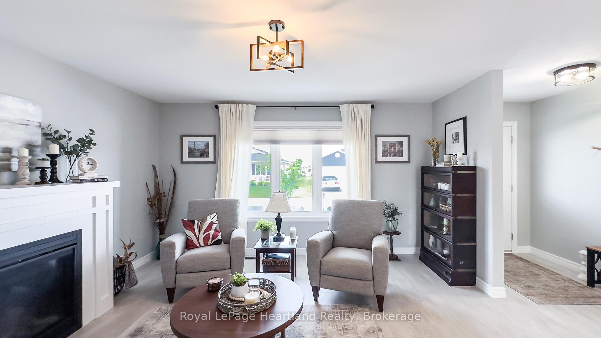 Photo 8 of 103 Huron Heights Drive, Ashfield-Colborne-Wawanosh, Colborne — HOMEH