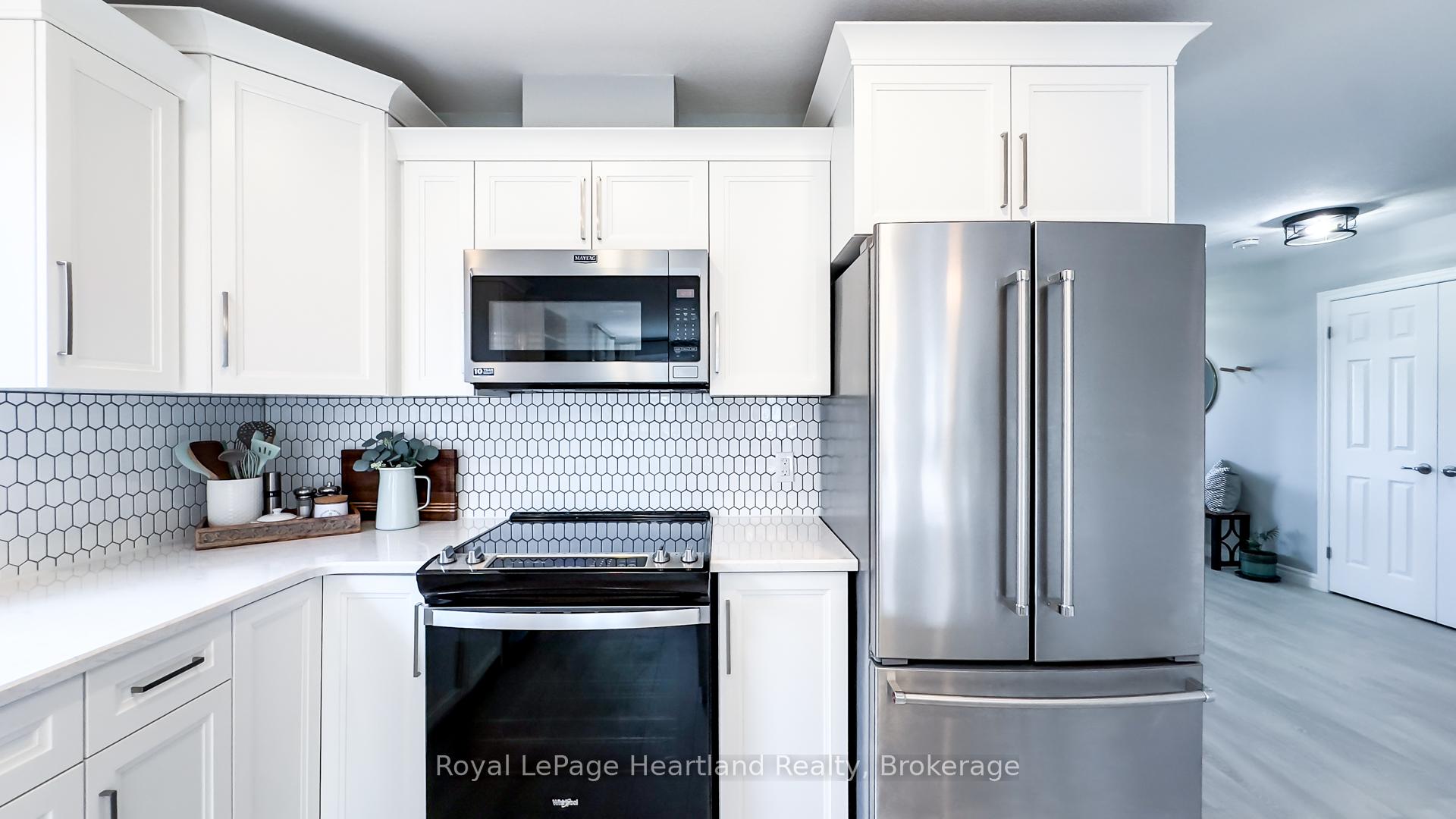 Photo 14 of 103 Huron Heights Drive, Ashfield-Colborne-Wawanosh, Colborne — HOMEH