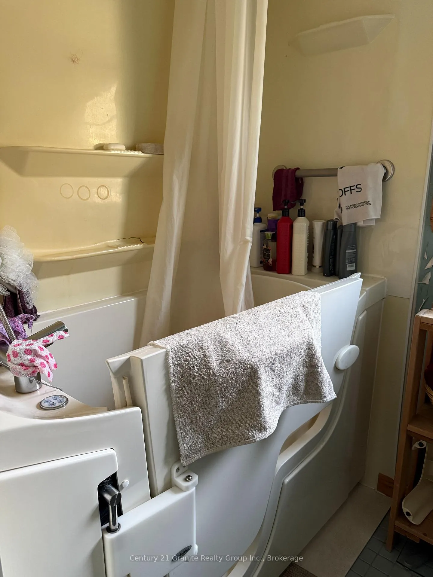 Photo 14 of 1028 Crabbe Lane, Dysart et al, Guilford — HOMEH
